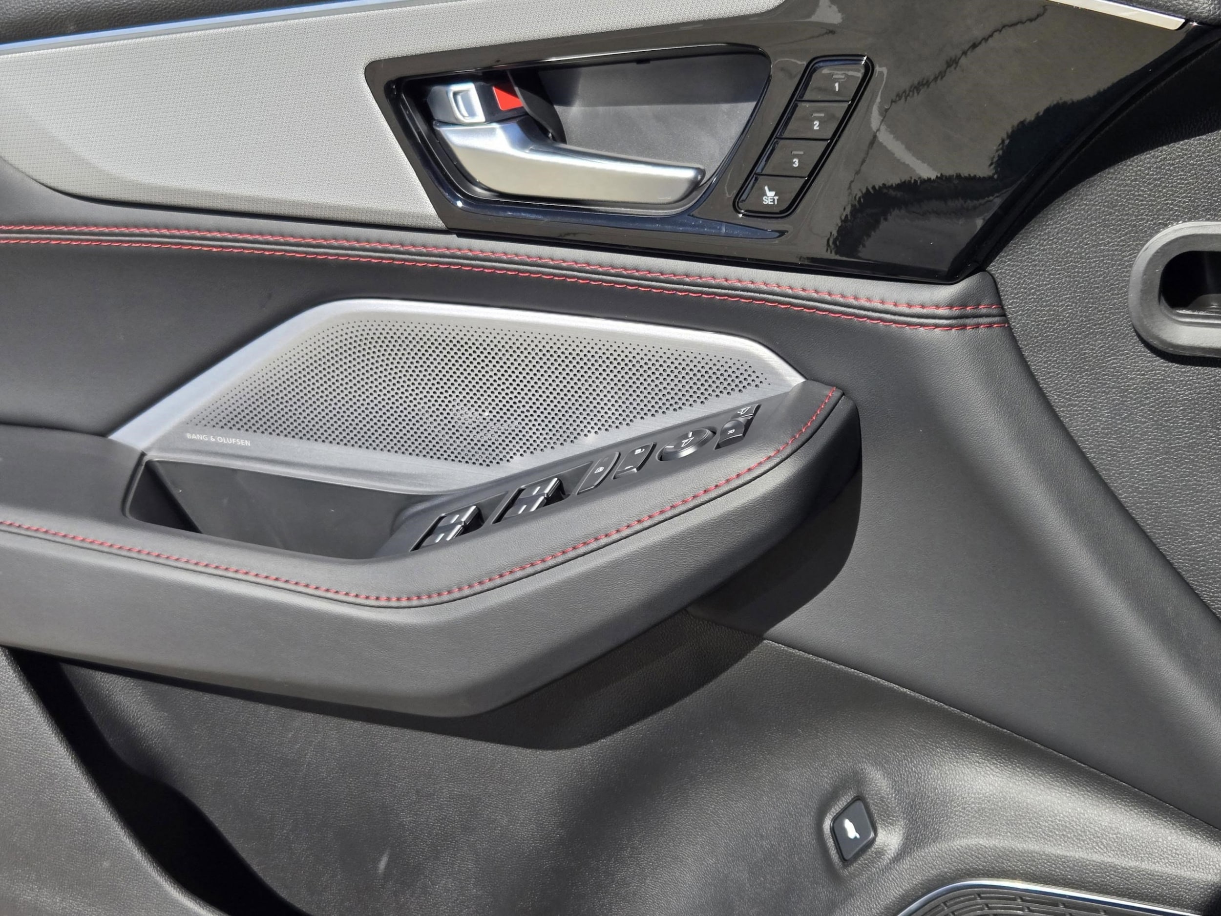 2026 Acura MDX A-Spec Package - Photo 12