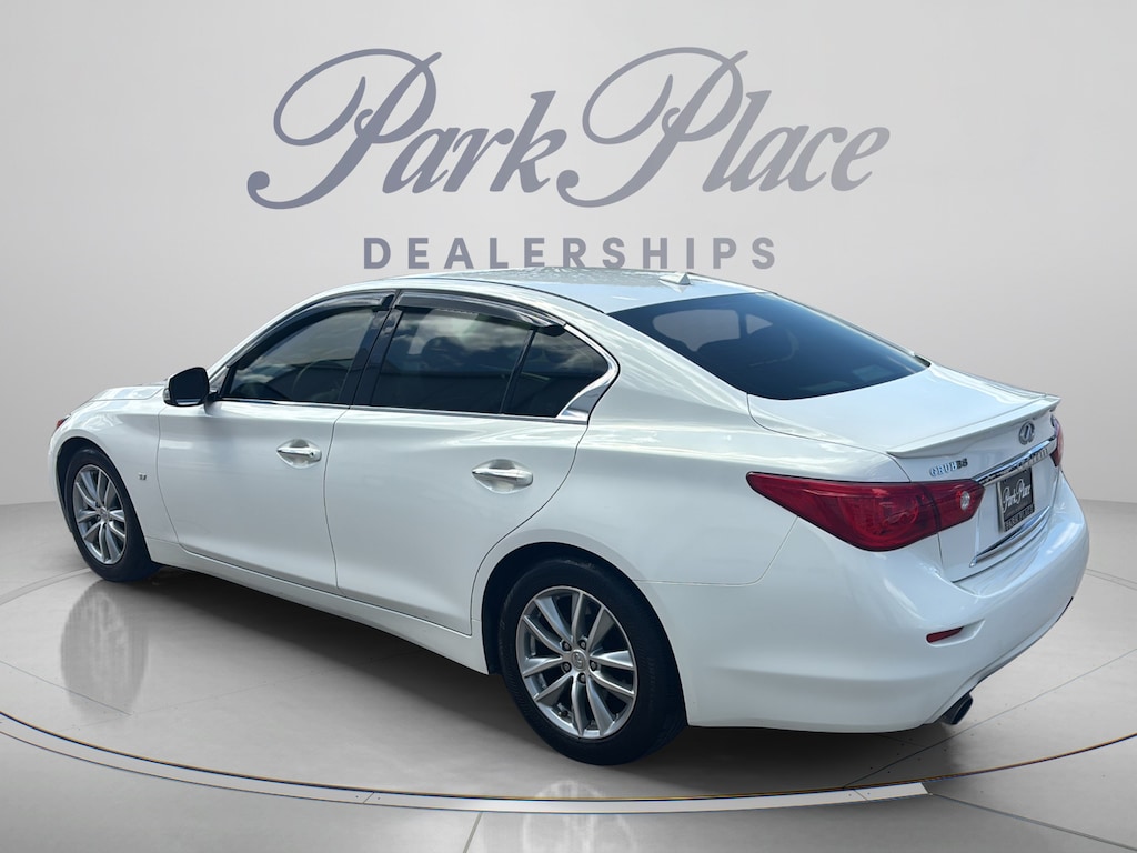Used 2015 INFINITI Q50 Sedan