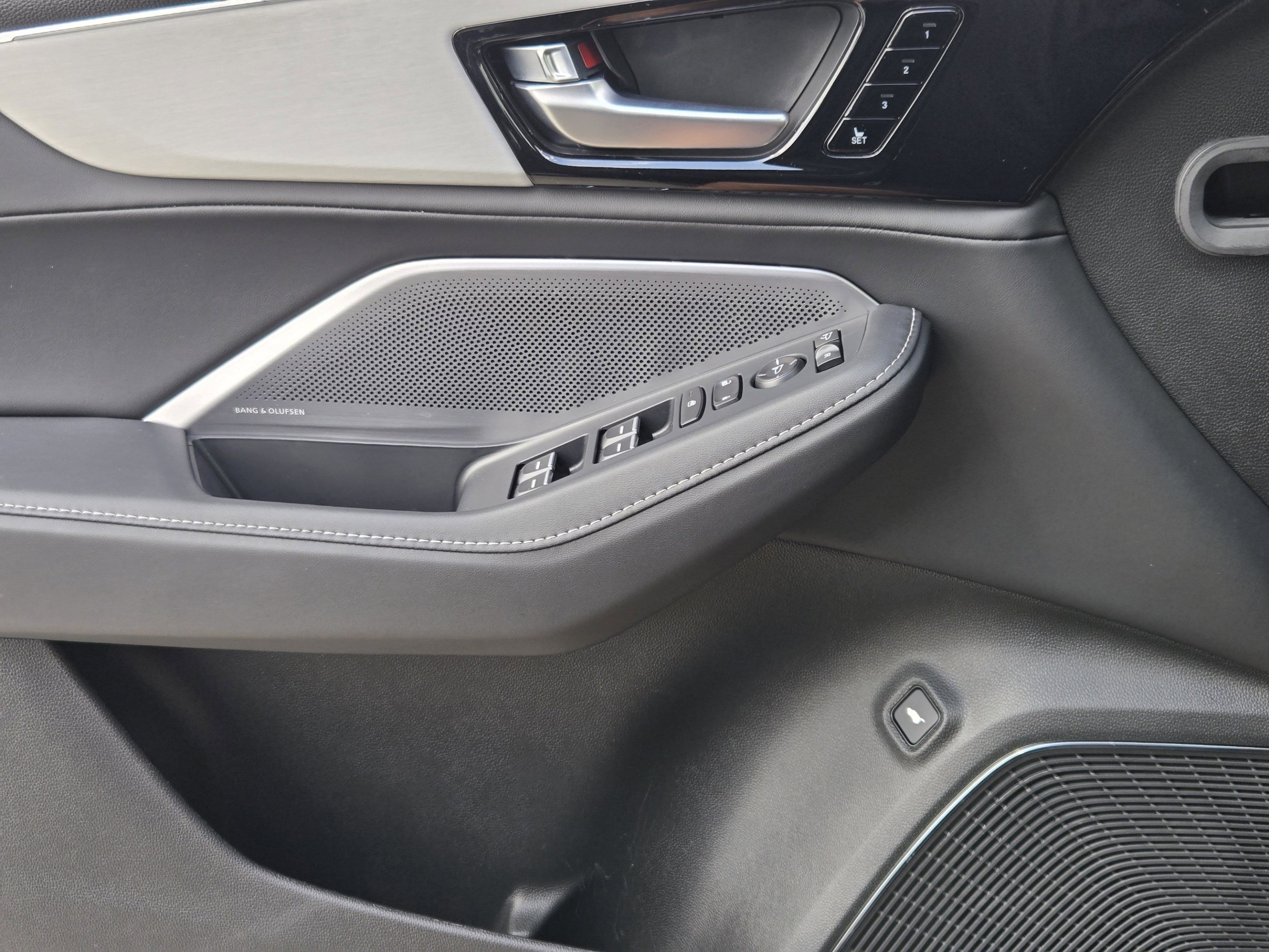 2026 Acura MDX Technology Package - Photo 16