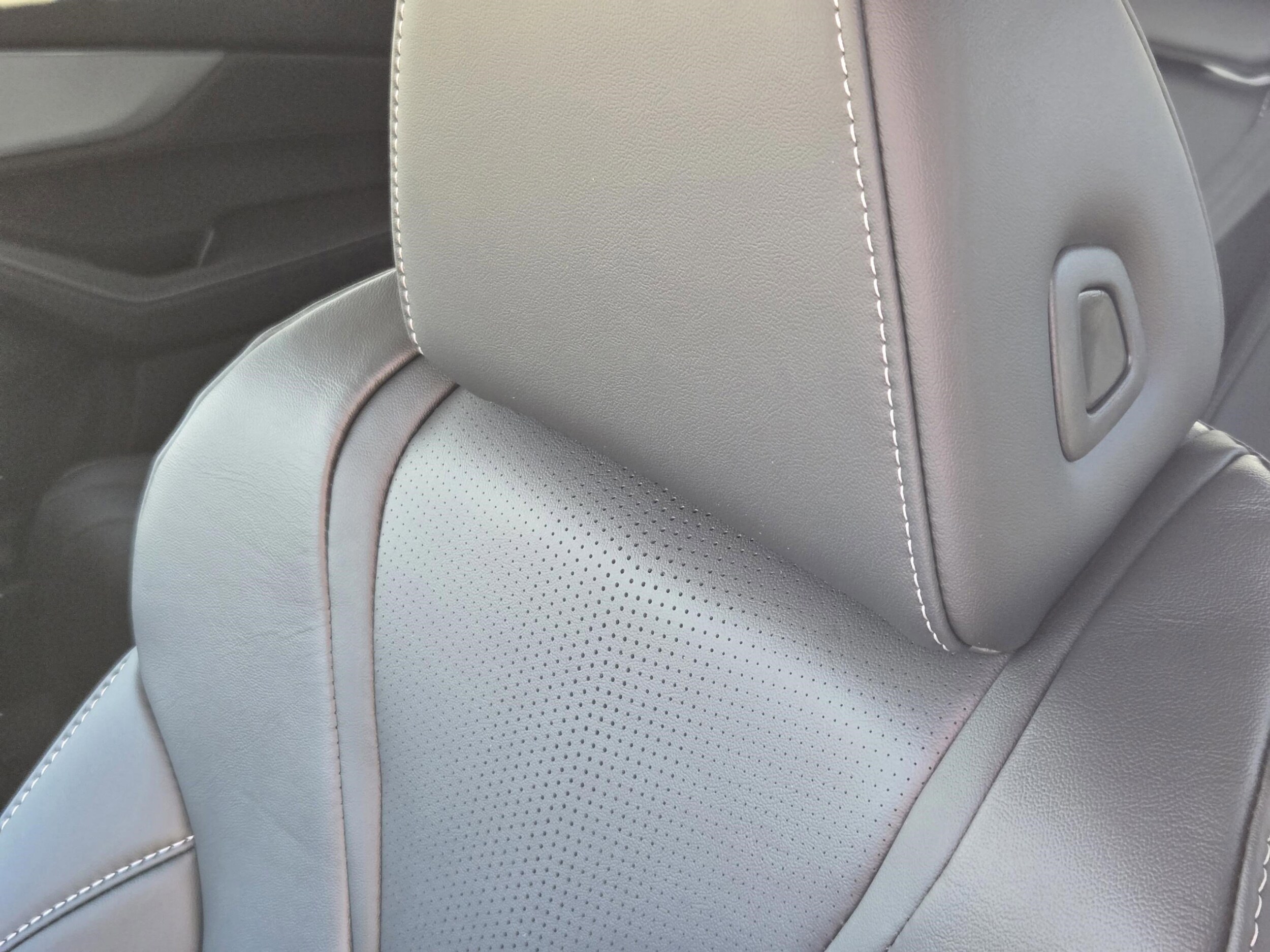2026 Acura MDX Technology Package - Photo 14