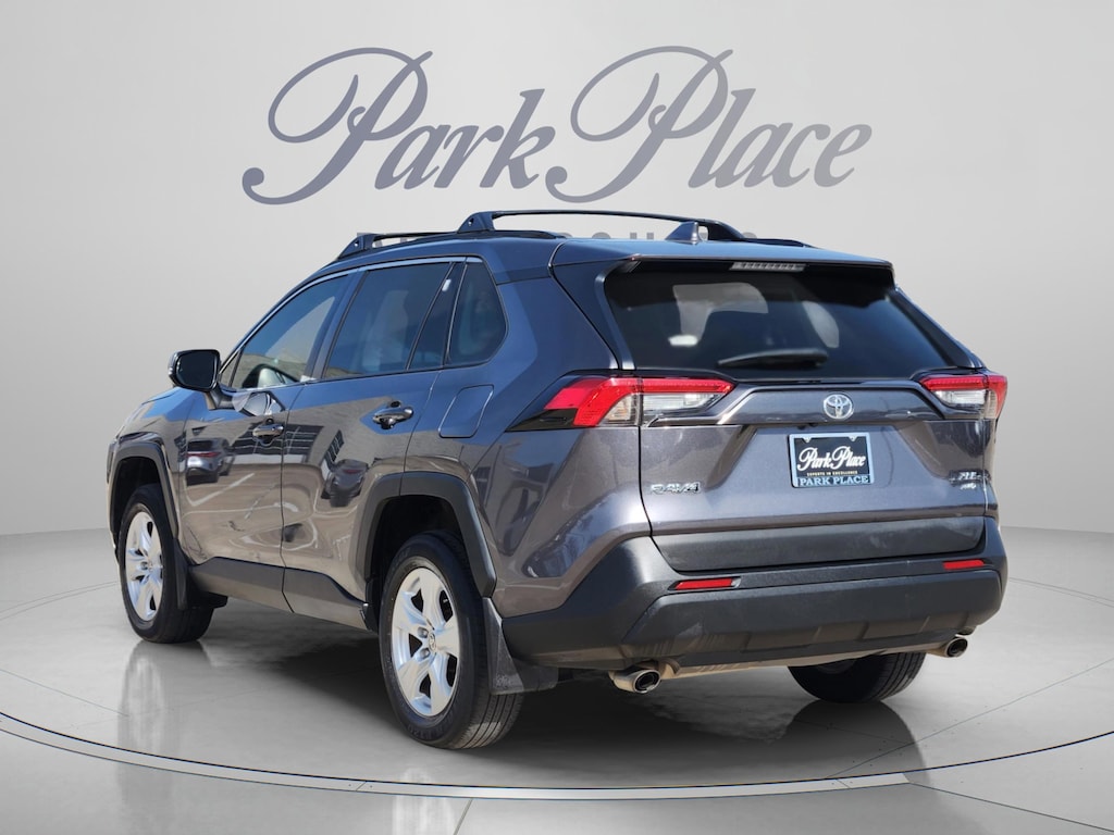 Used 2021 Toyota RAV4 XLE SUV
