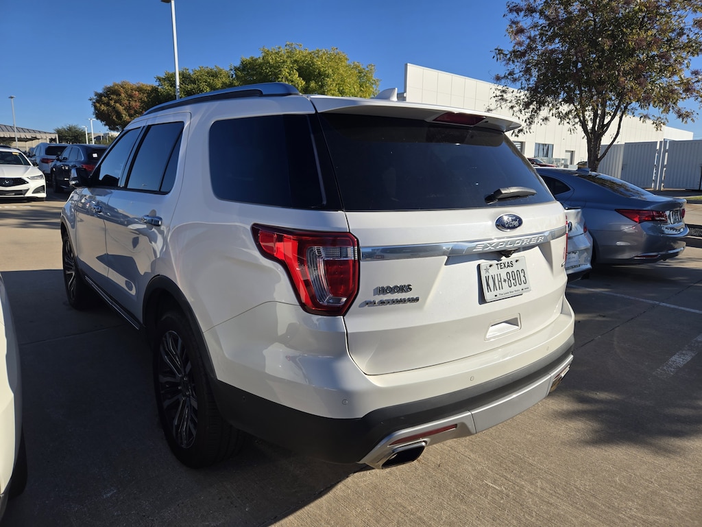 Used 2017 Ford Explorer Platinum SUV
