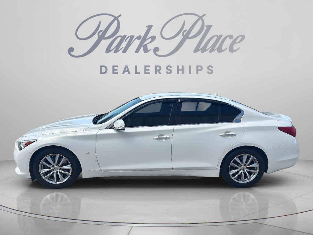 Used 2015 INFINITI Q50 Sedan