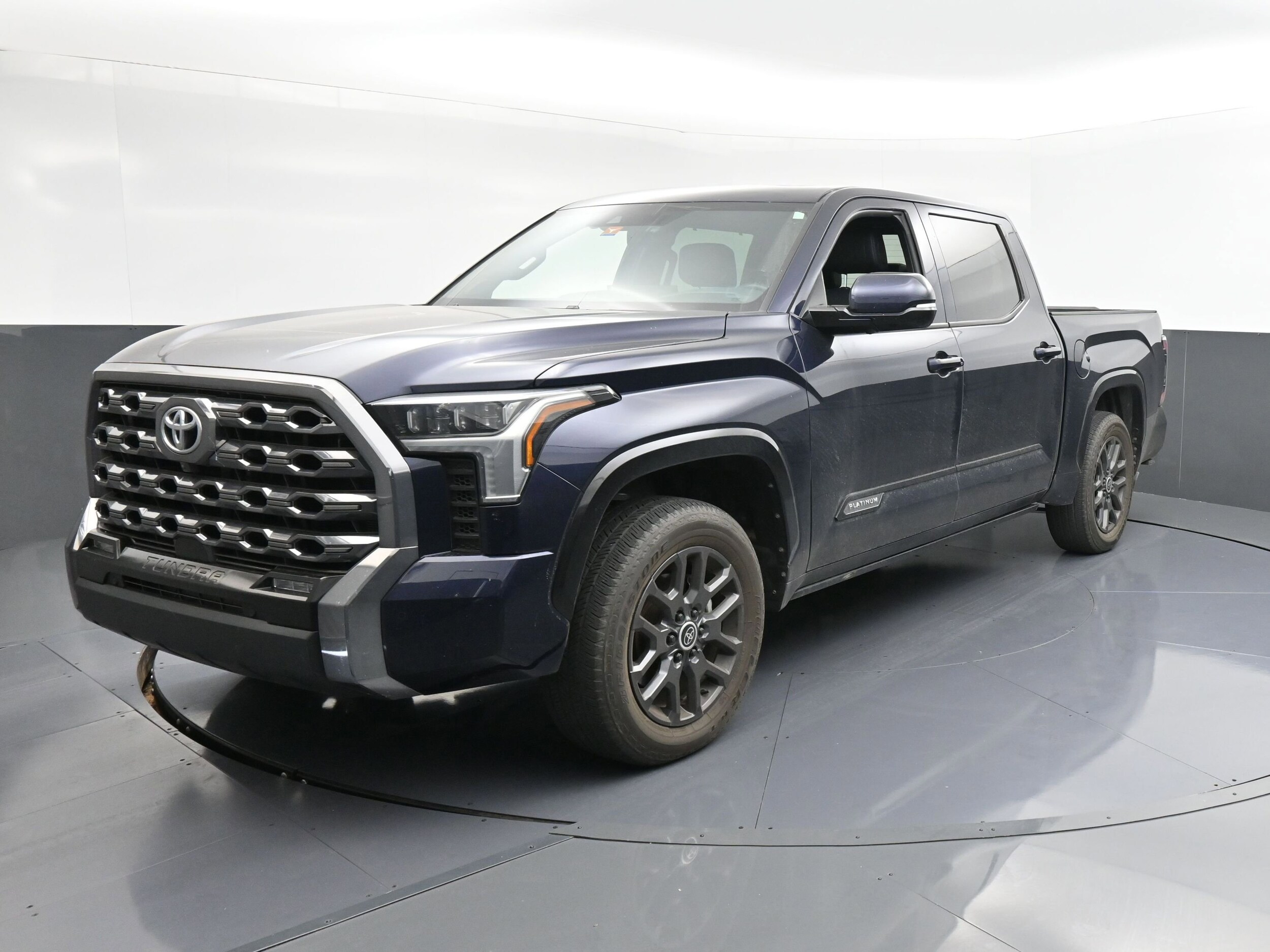 2024 Toyota Tundra Platinum photo 3