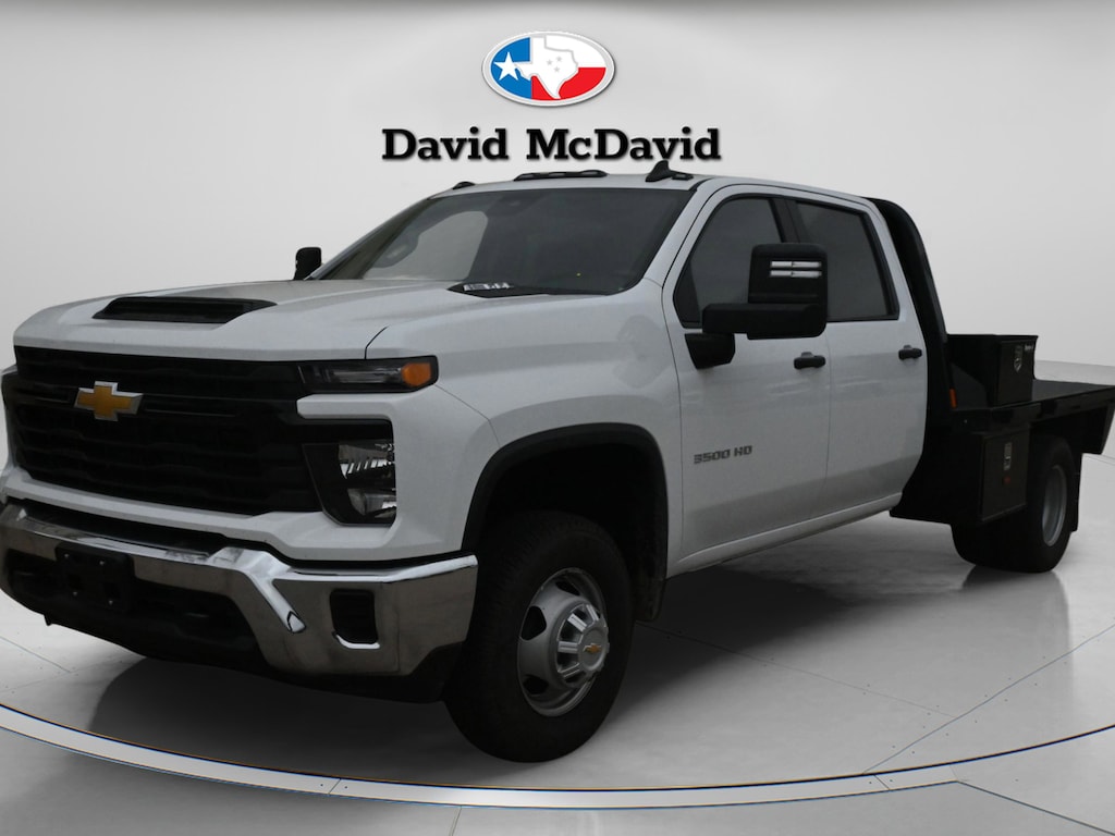 Used 2025 Chevrolet Silverado 3500 HD Chassis Work Truck Truck Crew Cab