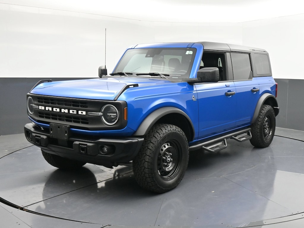 Used 2023 Ford Bronco Black Diamond SUV
