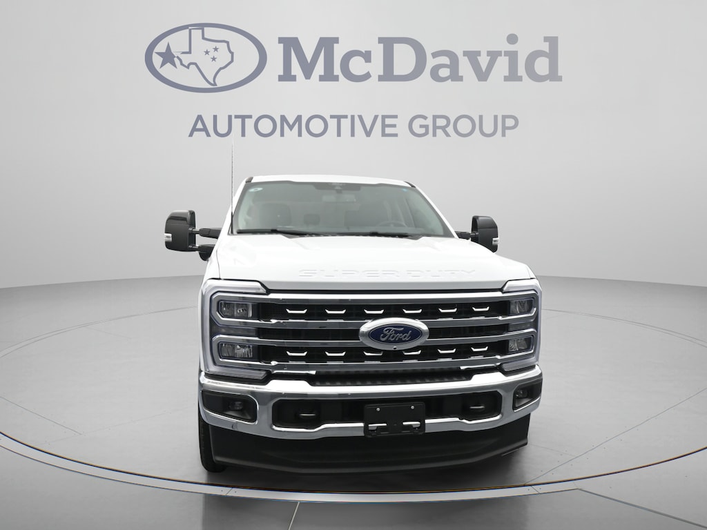 New 2026 Ford F-250 LARIAT Truck Crew Cab
