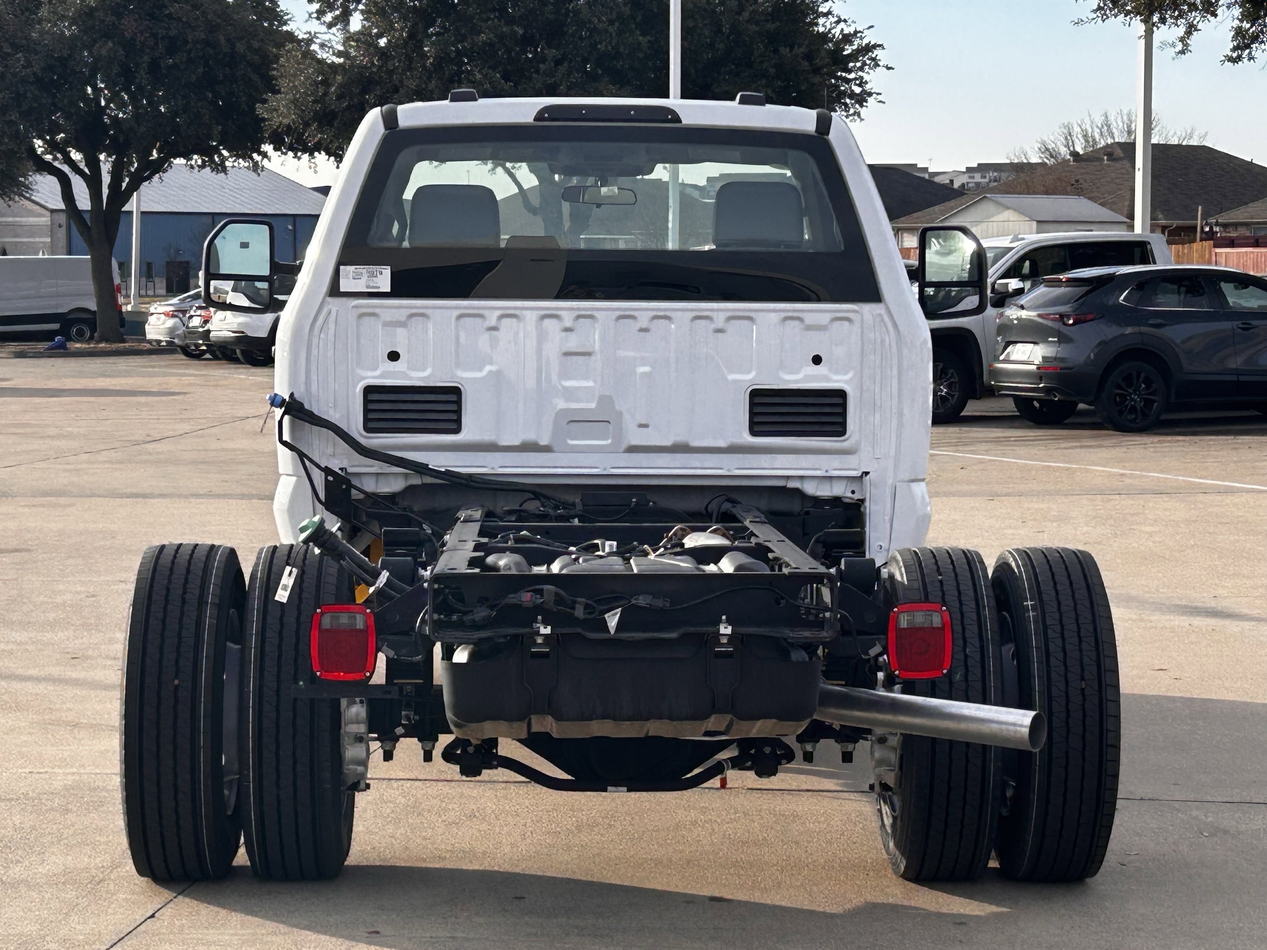 2025 Ford F-600 Super Duty Chassis Cab XL - Photo 6