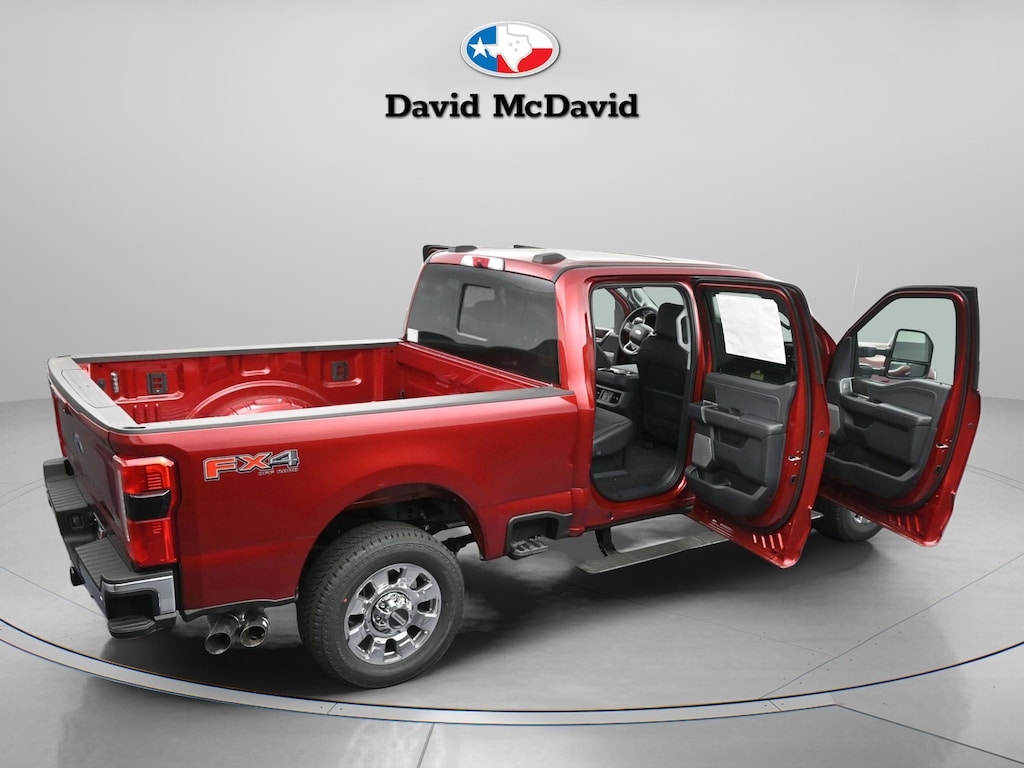 New 2026 Ford F-250 LARIAT Truck Crew Cab