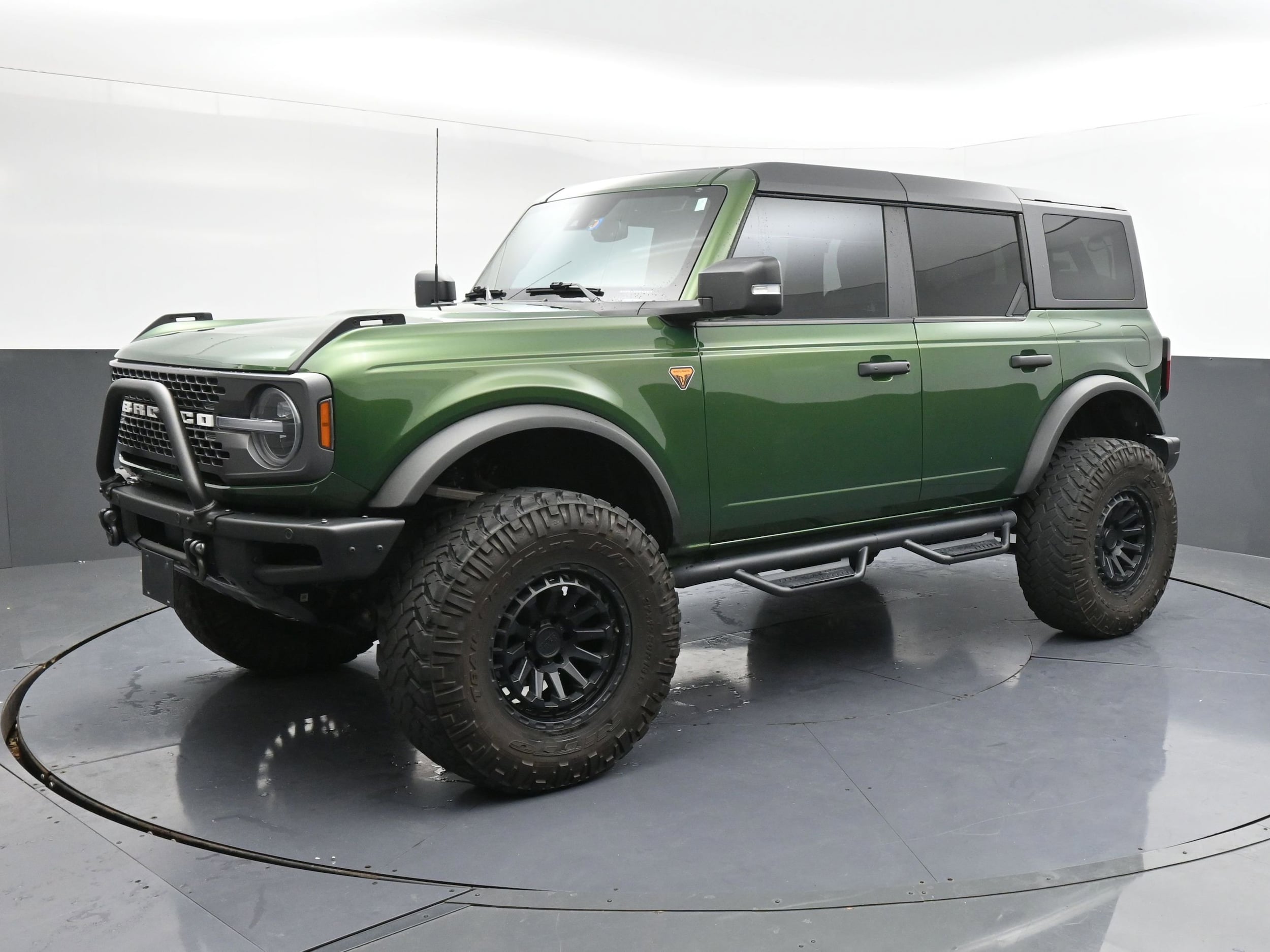 2023 Ford Bronco Badlands 4x4's photo