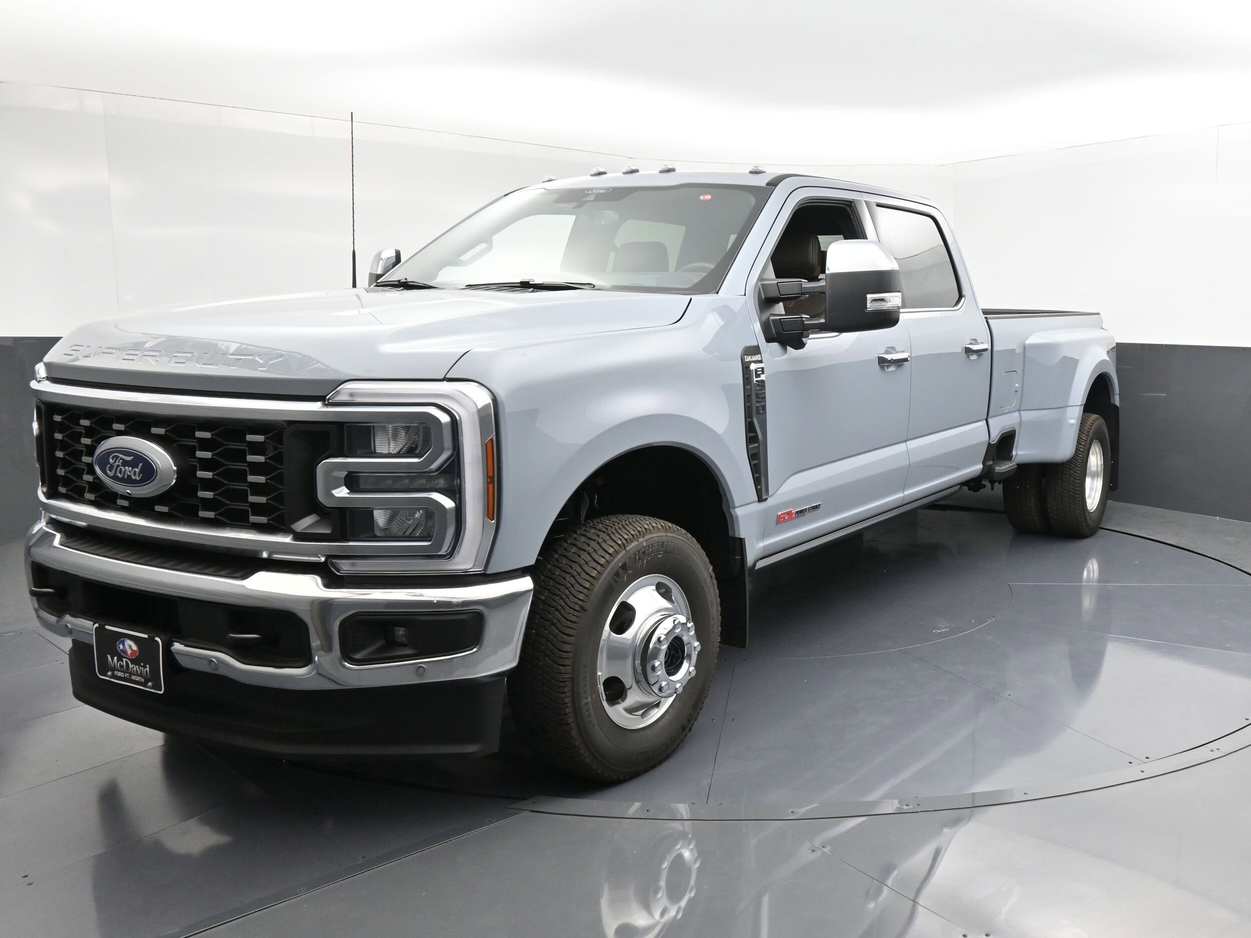 2026 Ford F-350 King Ranch photo 3