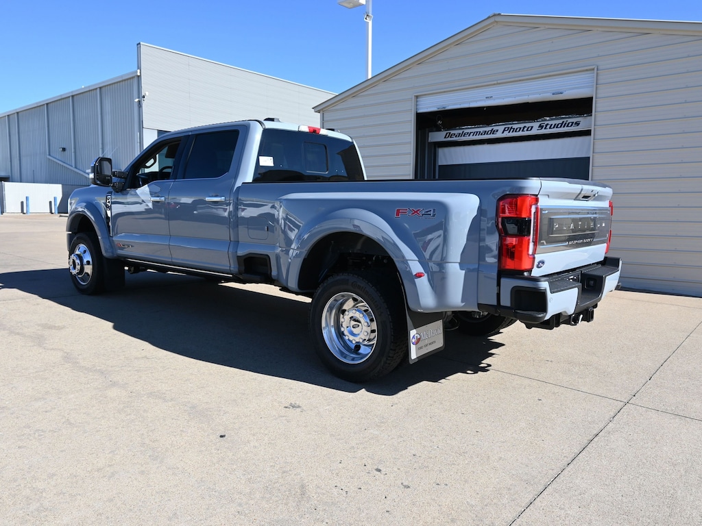 New 2026 Ford F-450 Platinum Truck Crew Cab
