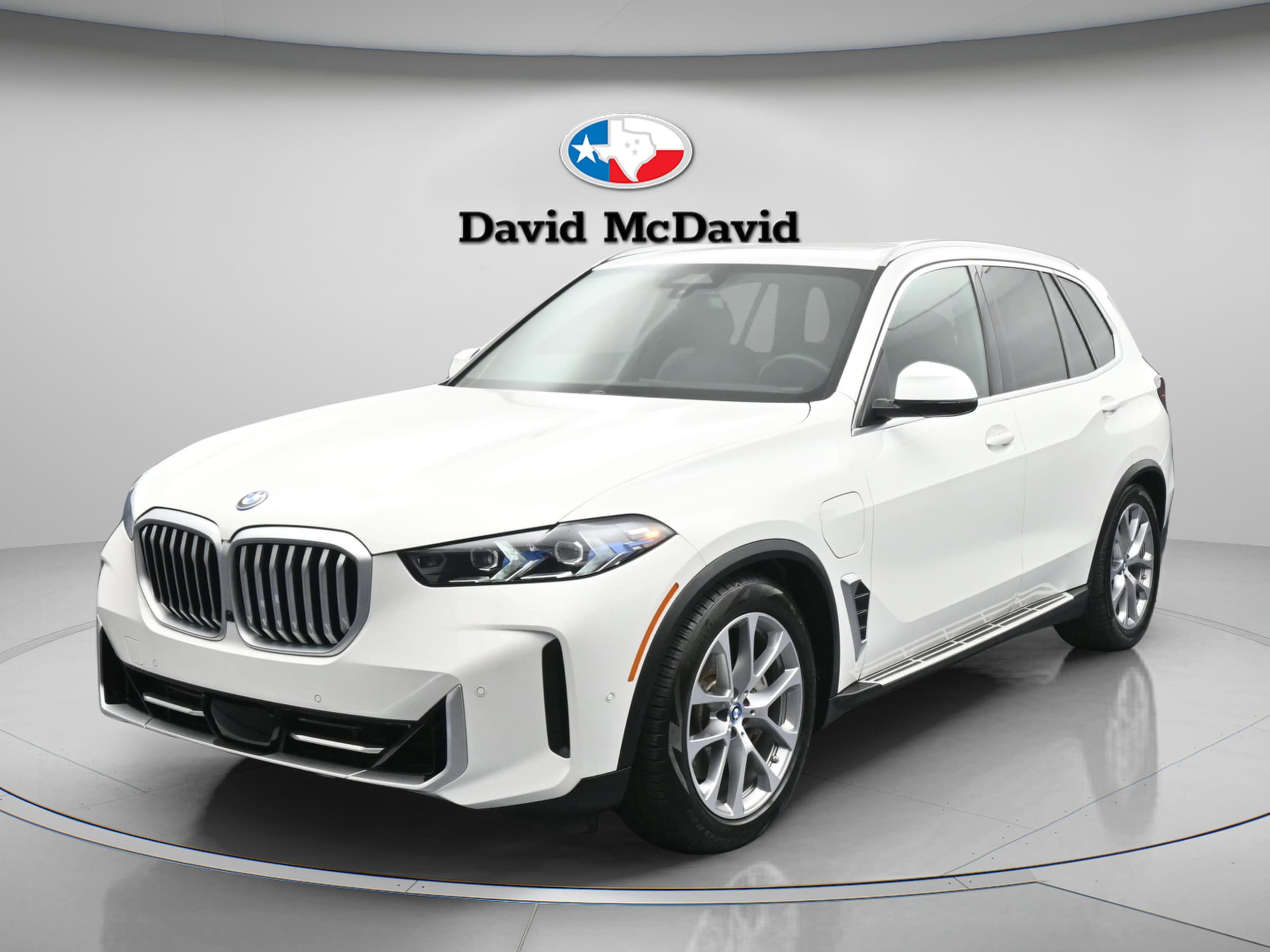 2025 BMW X5 xDrive50e's photo