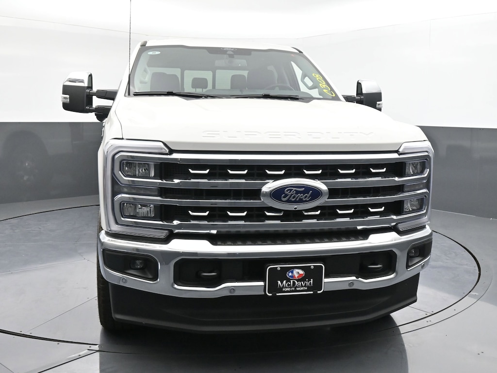 New 2026 Ford F-250 LARIAT Truck Crew Cab