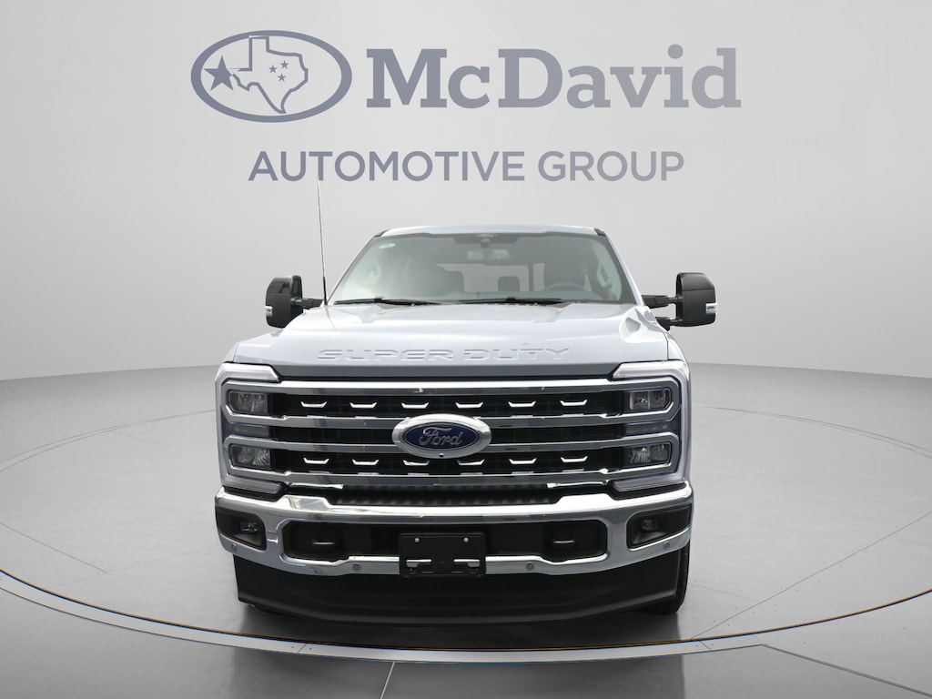 New 2026 Ford F-250 LARIAT Truck Crew Cab