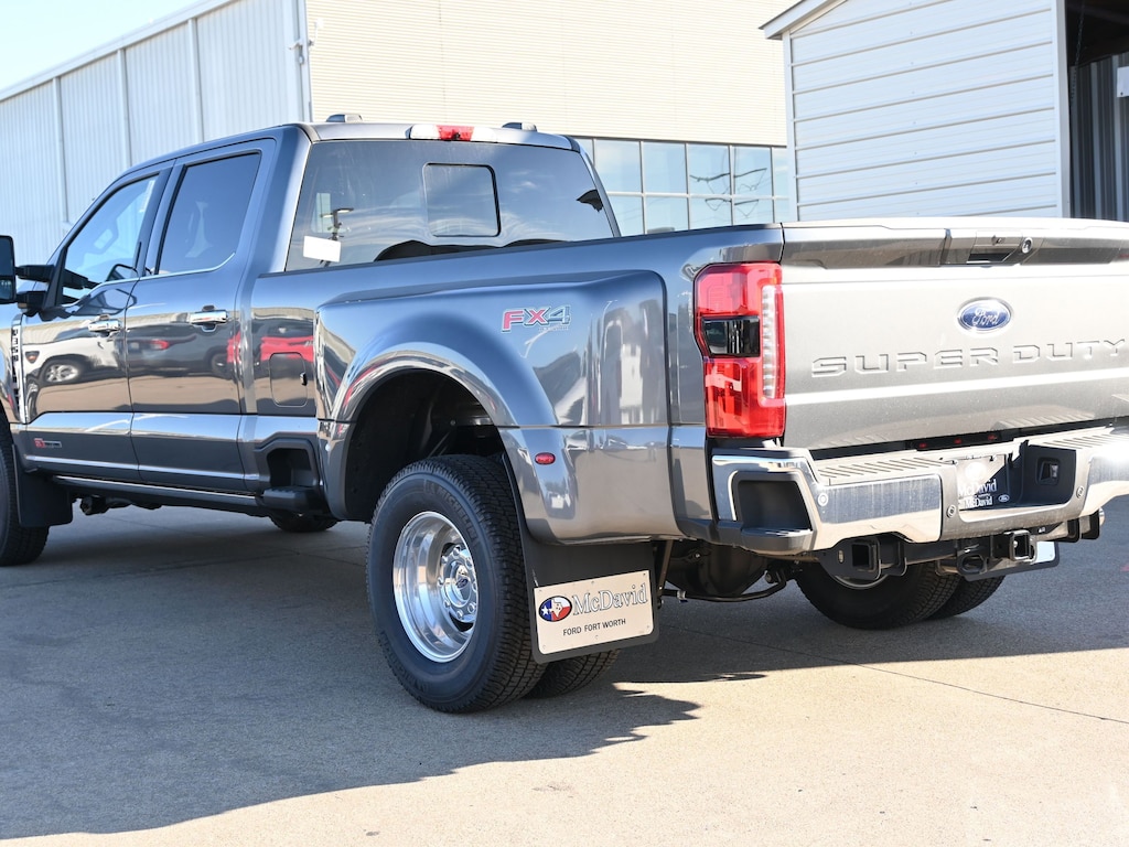 New 2026 Ford F-350 LARIAT Truck Crew Cab