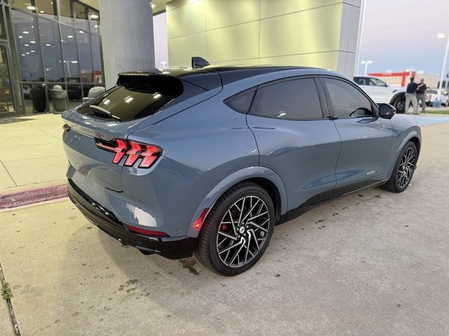 2023 Ford Mustang Mach-E GT photo 3