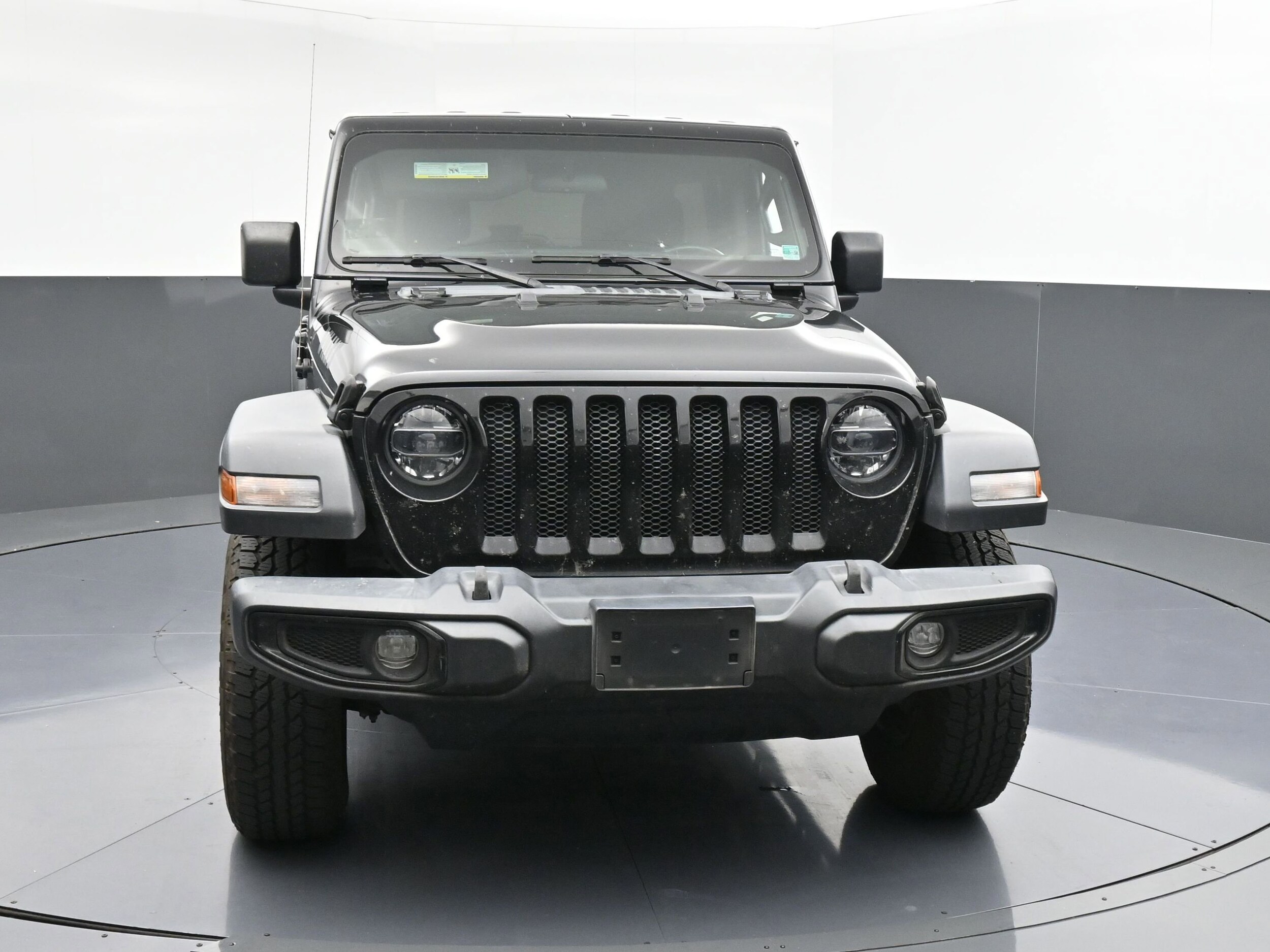 2022 Jeep Wrangler Unlimited Willys photo 2
