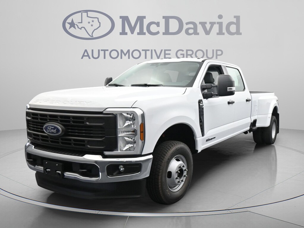 New 2026 Ford F-350 XL Truck Crew Cab