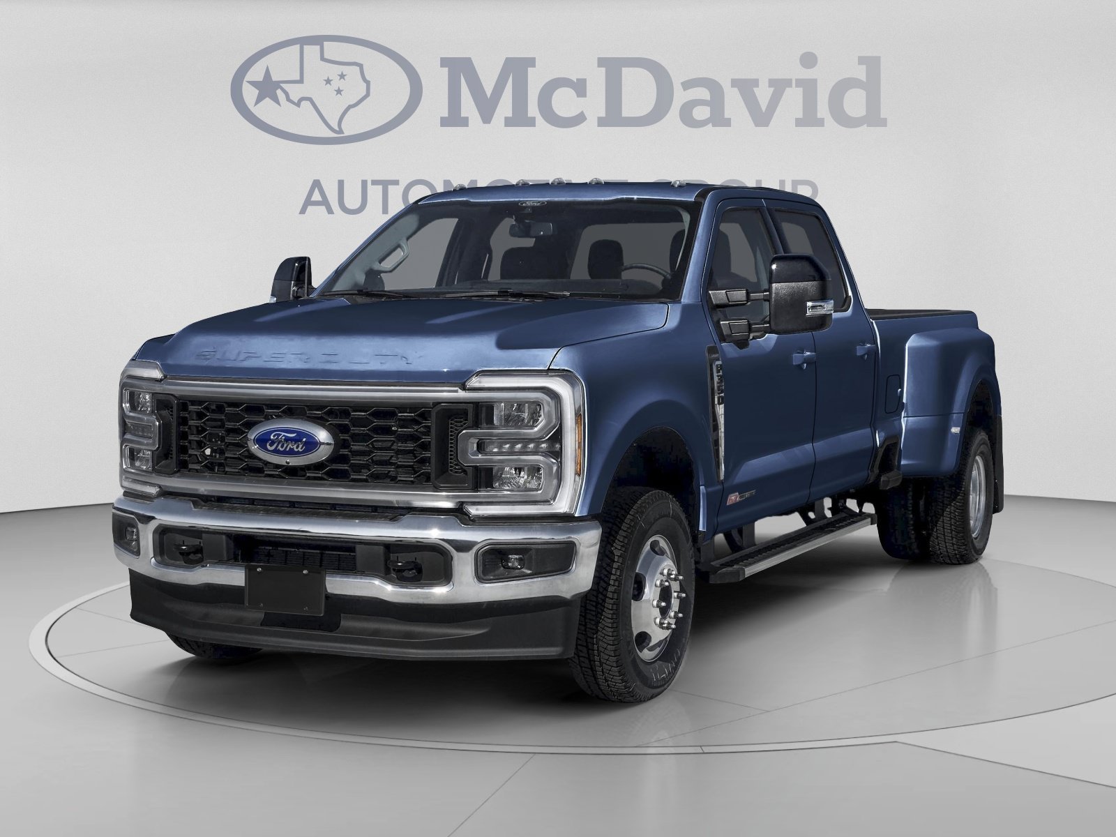 2027 Ford F-350 LARIAT Truck Crew Cab