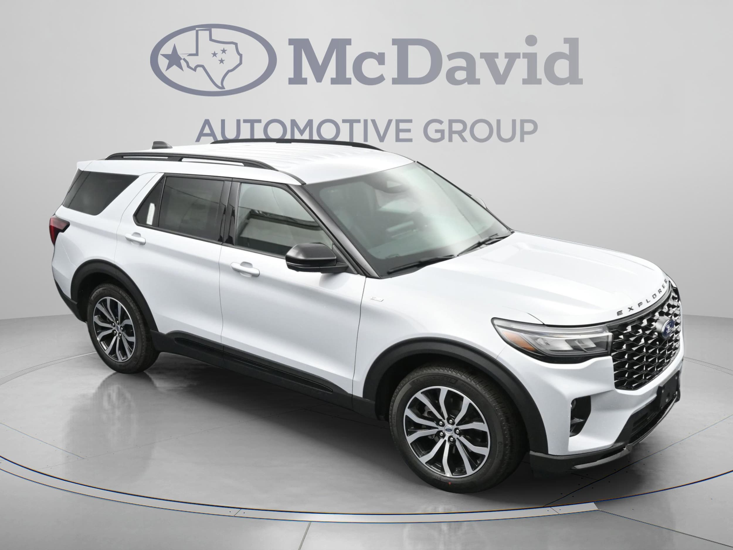 2026 Ford Explorer ST-Line - Photo 18