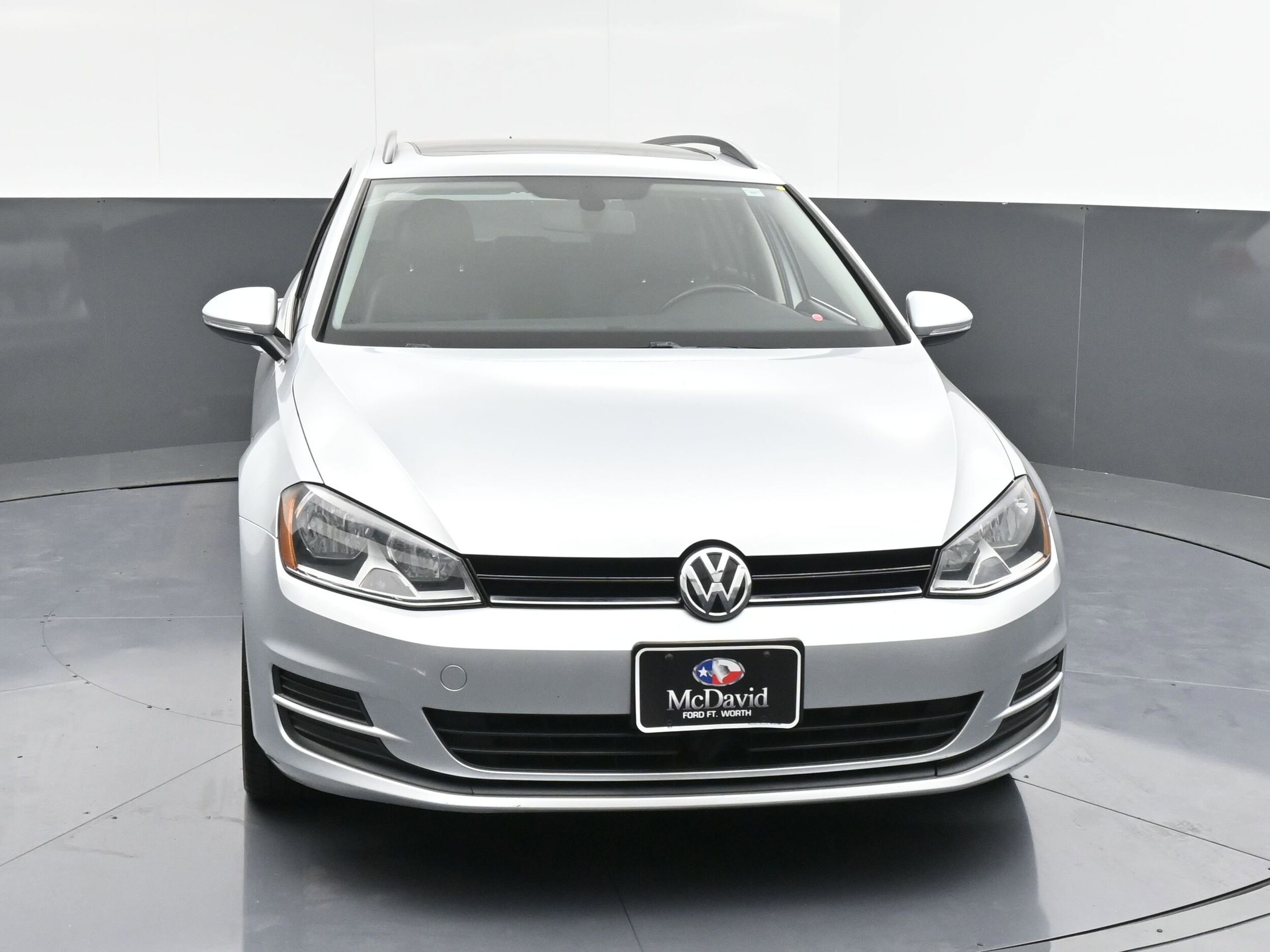 2016 Volkswagen Golf SportWagen TSI Limited photo 2