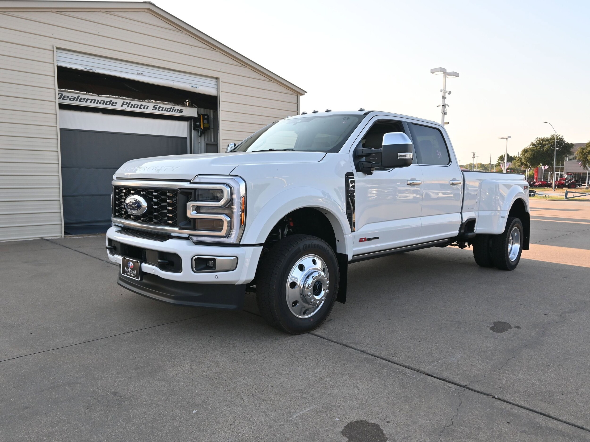 2026 Ford F-450 Platinum photo 2
