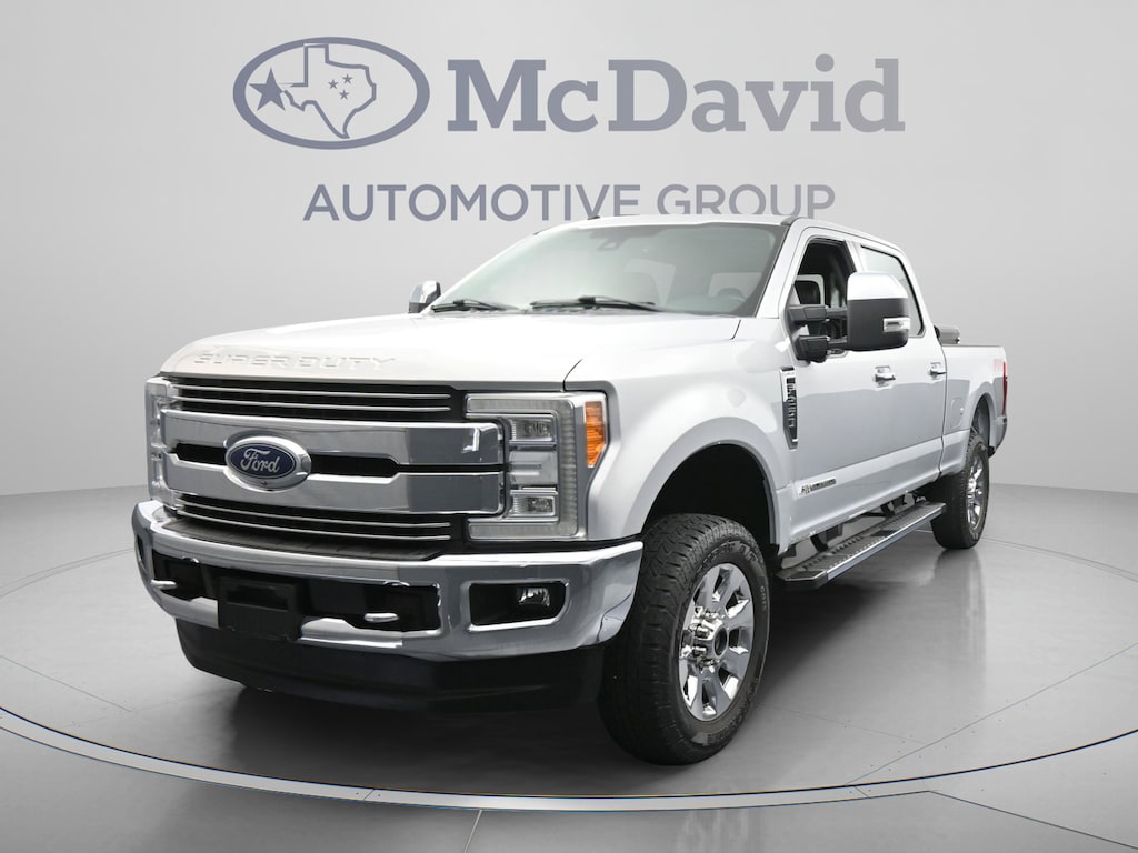 Used 2018 Ford F-250 LARIAT Truck Crew Cab