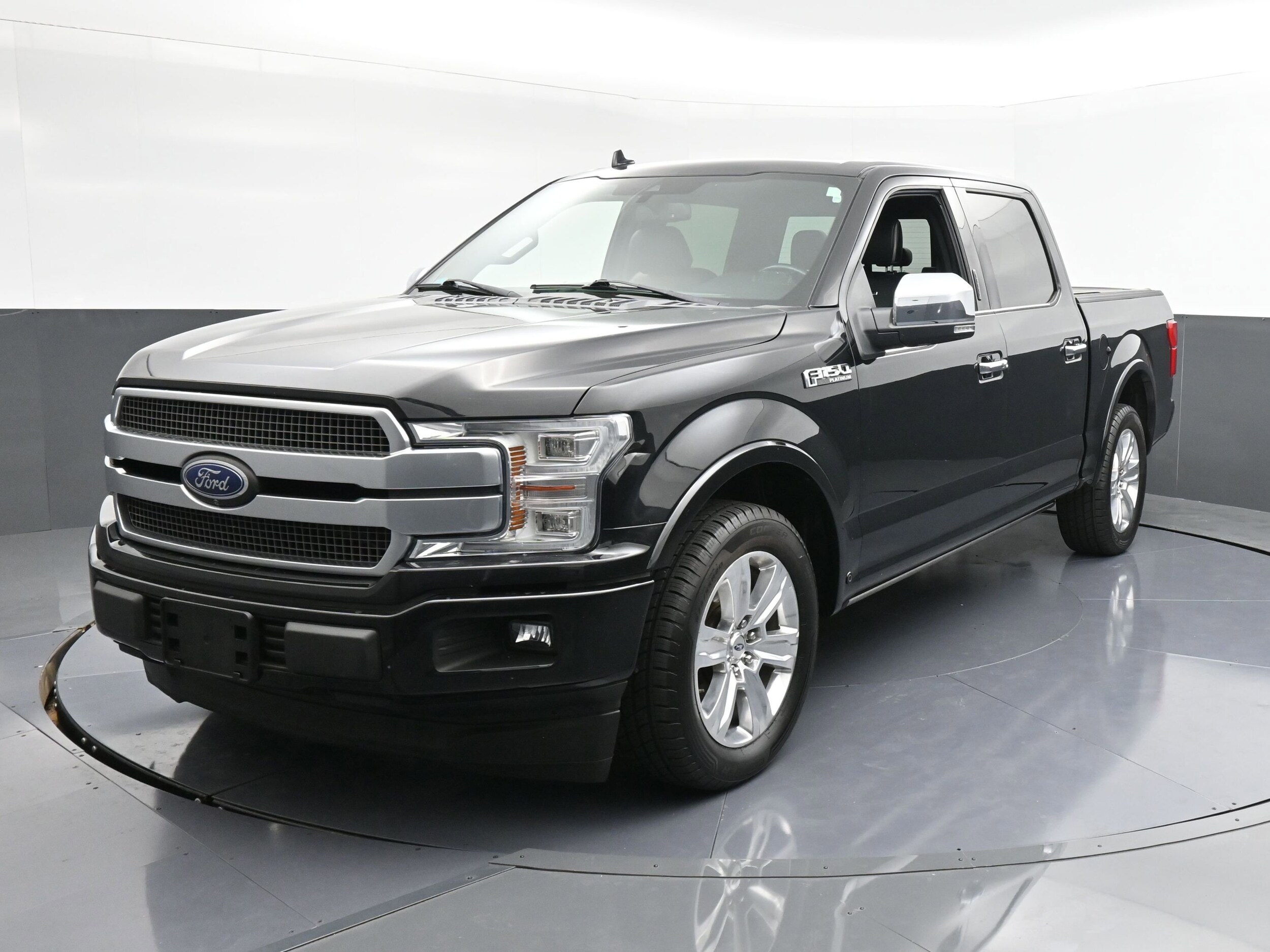 2018 Ford F-150 Platinum photo 3