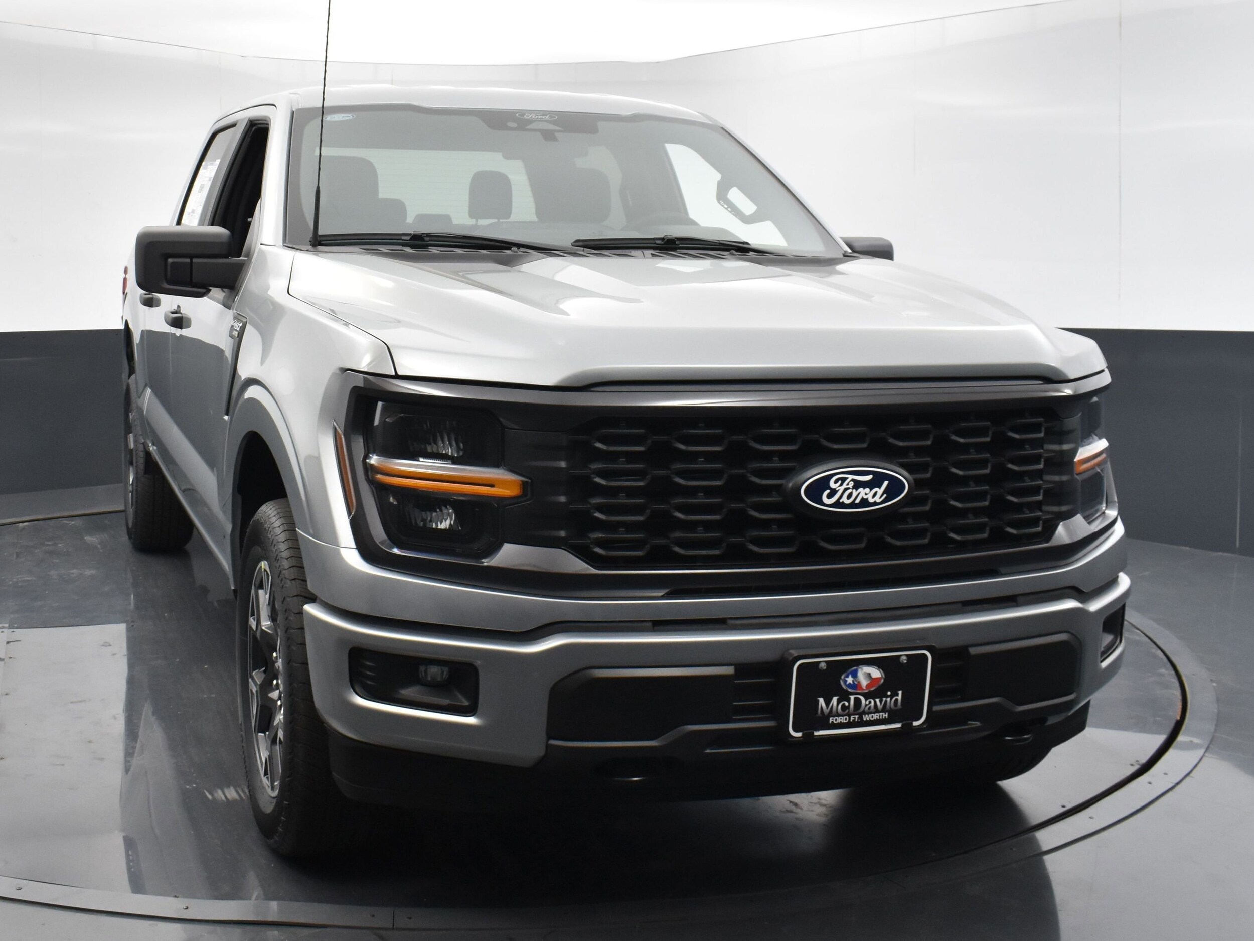 2025 Ford F-150 STX photo 2
