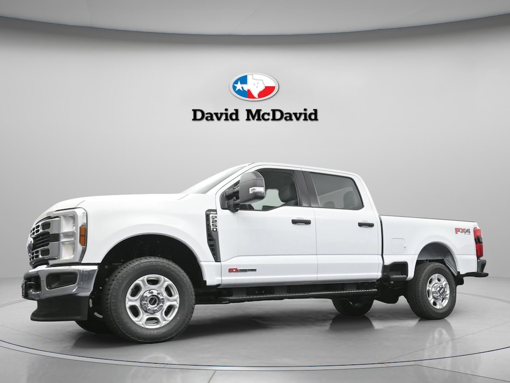 New 2026 Ford F-250 XLT Truck Crew Cab