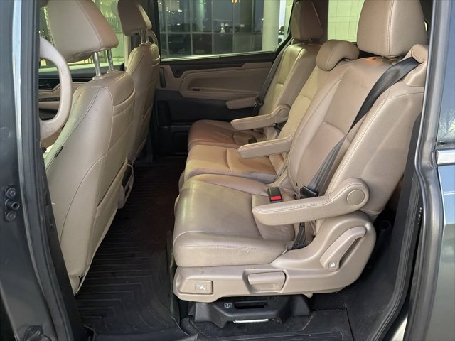 2019 Honda Odyssey Elite photo 2