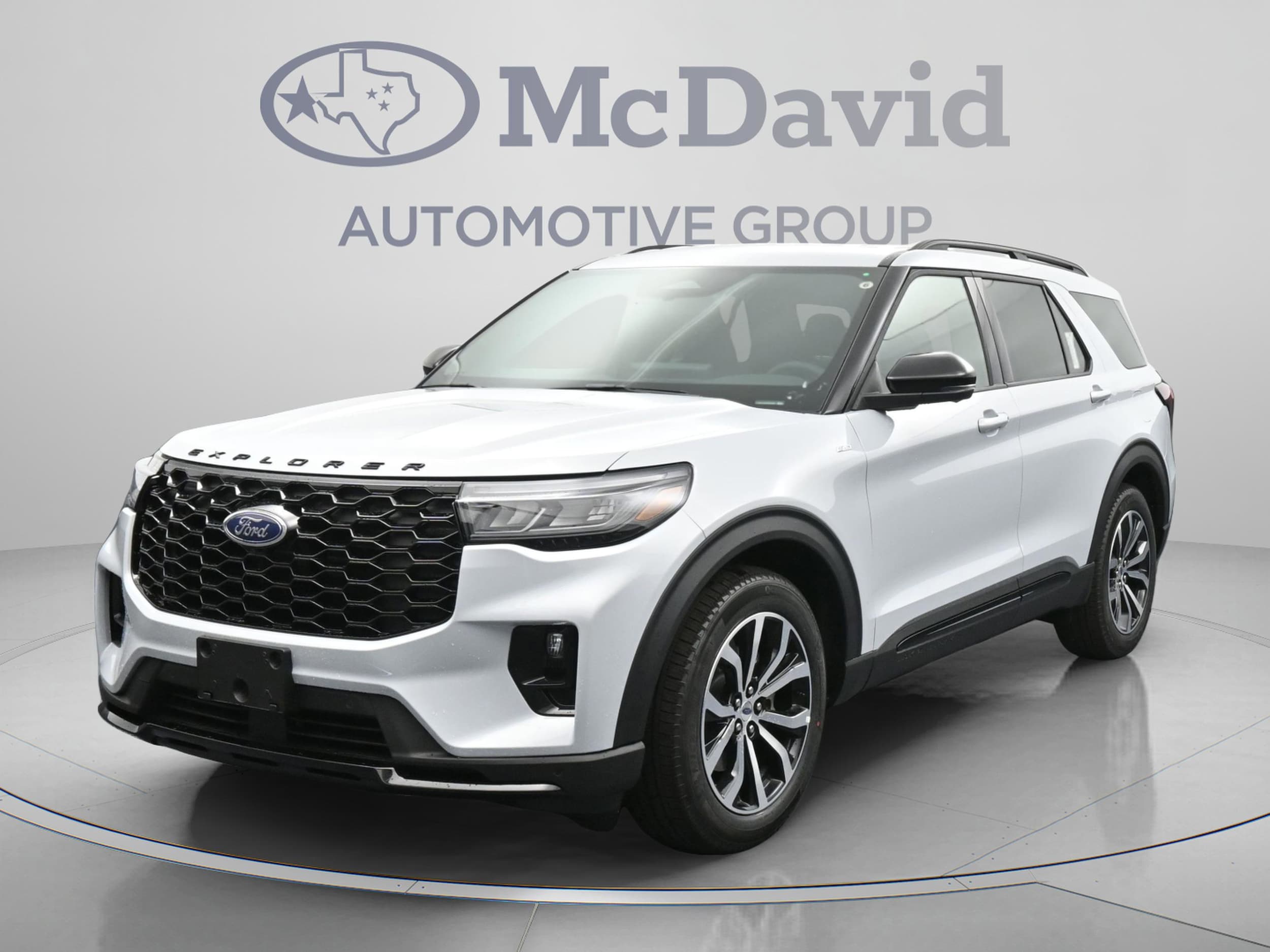 2026 Ford Explorer ST-Line - Photo 4