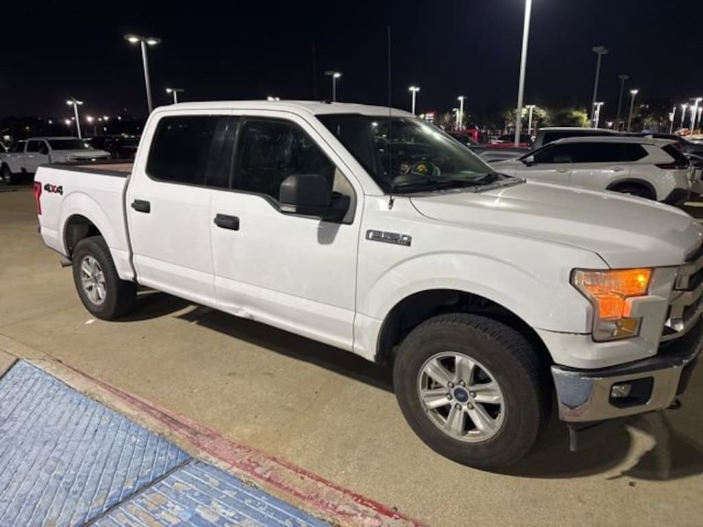 Used 2017 Ford F-150 XLT Truck SuperCrew Cab