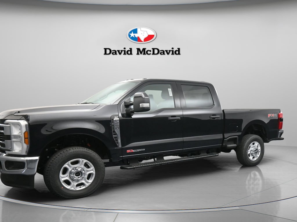 New 2026 Ford F-250 XLT Truck Crew Cab