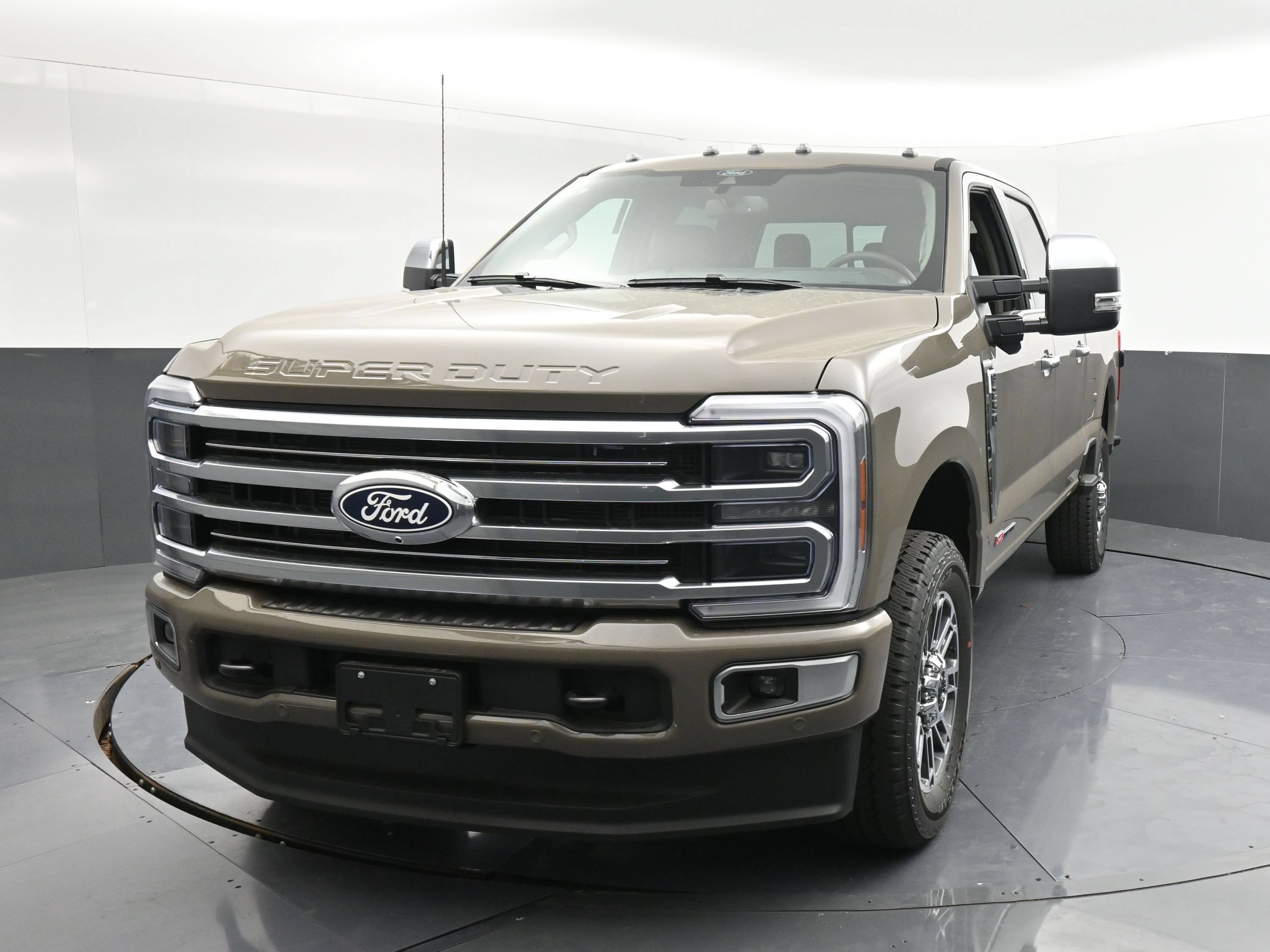 2027 Ford F-250 Platinum Truck Crew Cab