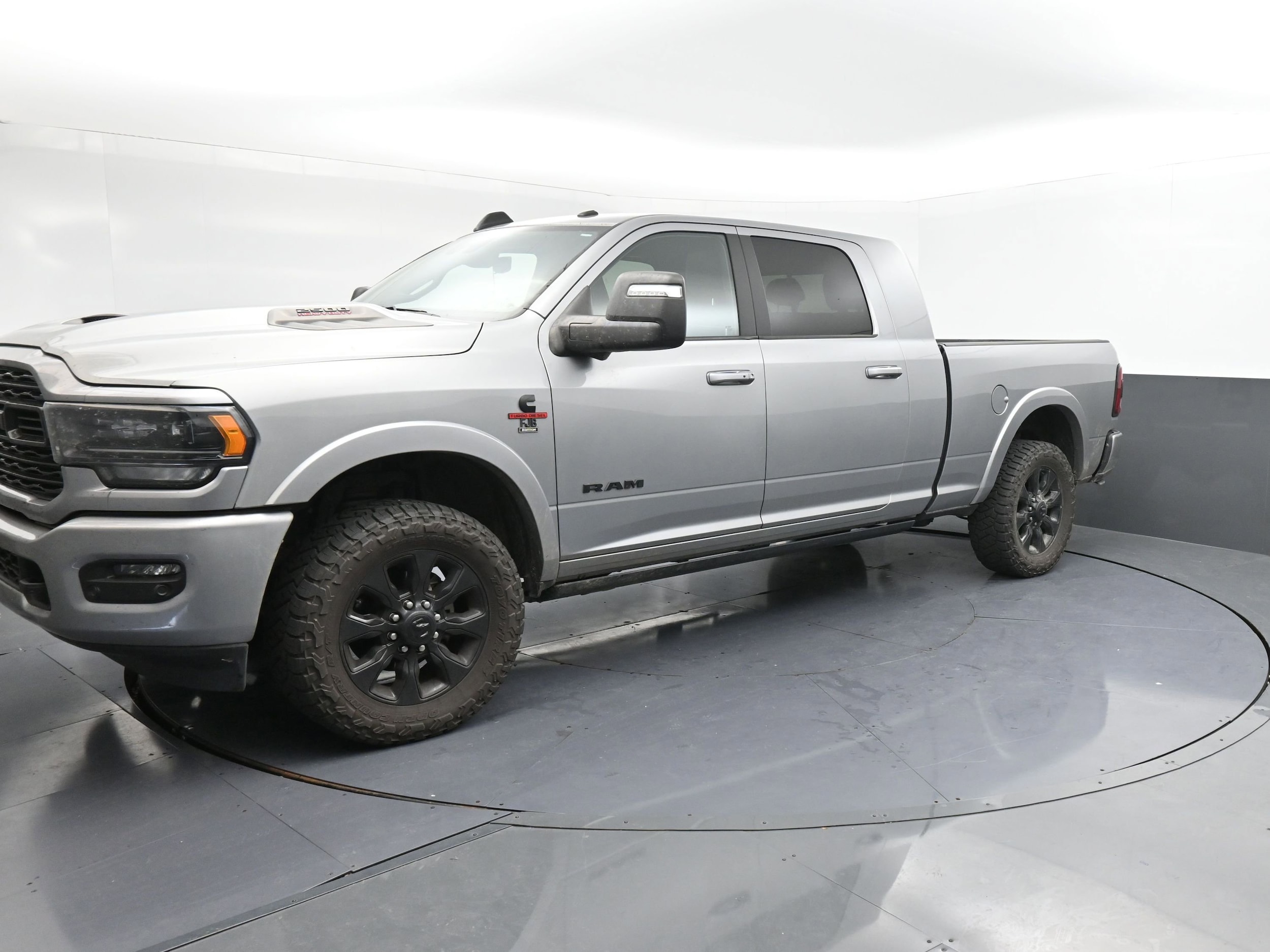 2023 RAM 2500 Laramie Limited 4X4 Mega Cab's photo
