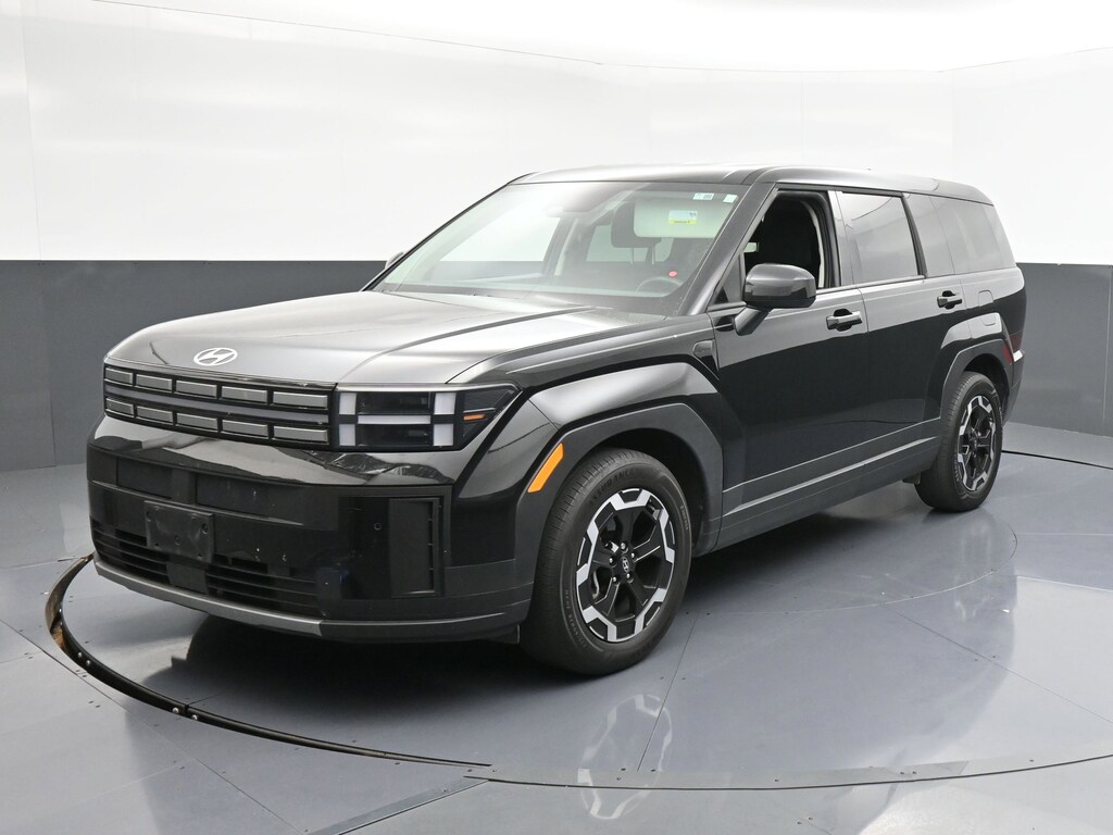 Used 2025 Hyundai Santa Fe SE SUV