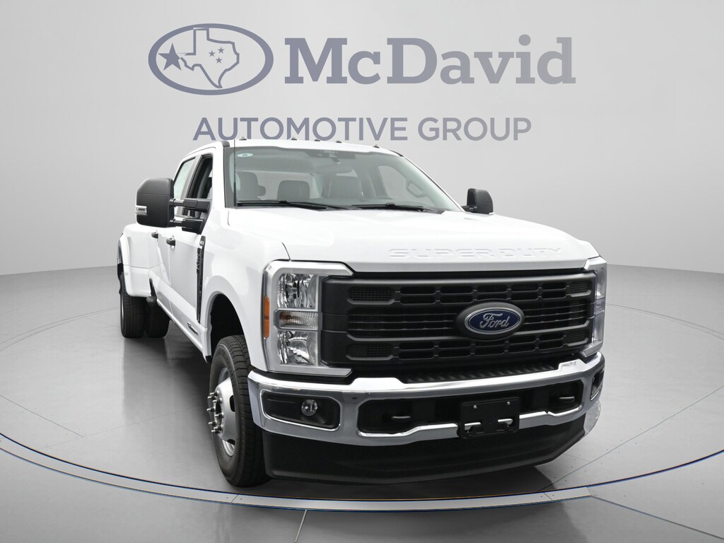 New 2026 Ford F-350 XL Truck Crew Cab