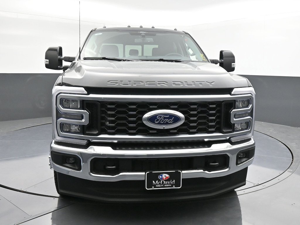 New 2026 Ford F-350 LARIAT Truck Crew Cab