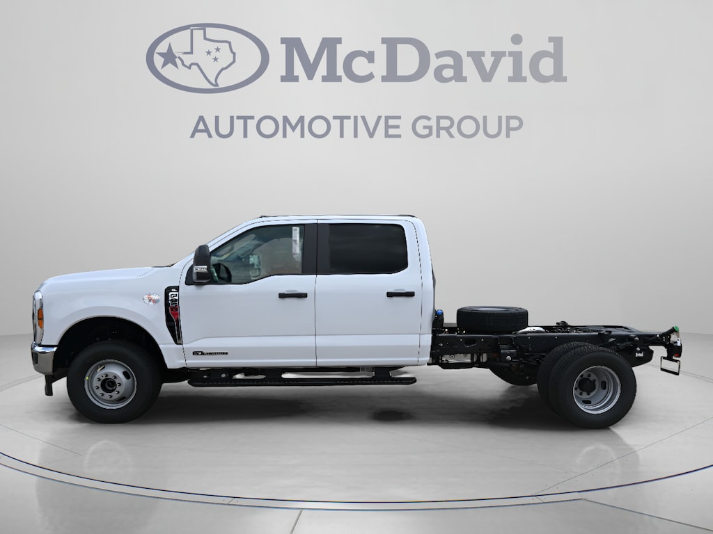 New 2026 Ford F-350 Chassis XL Truck Crew Cab