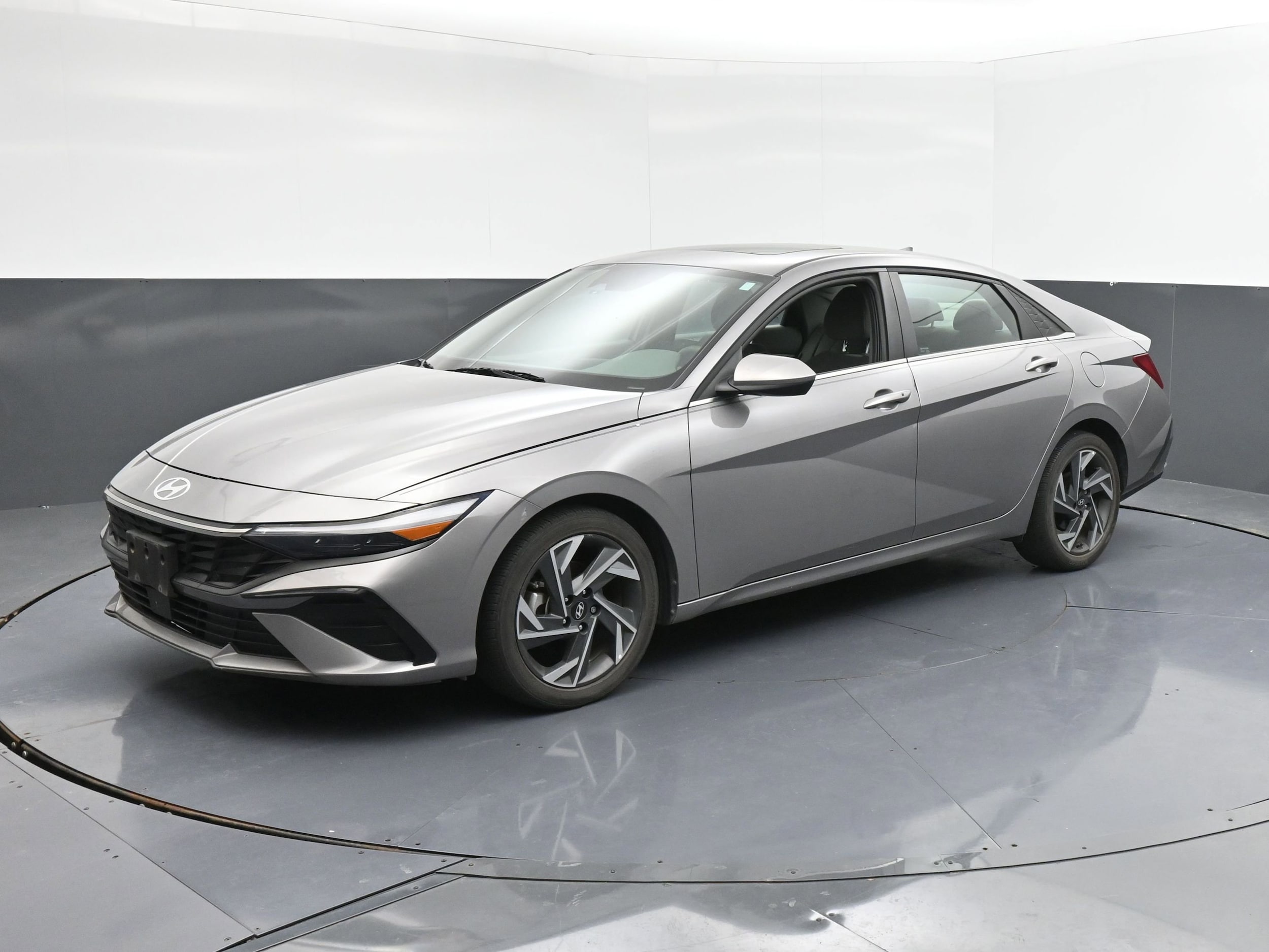 2024 Hyundai Elantra 2.0 SEL IVT's photo