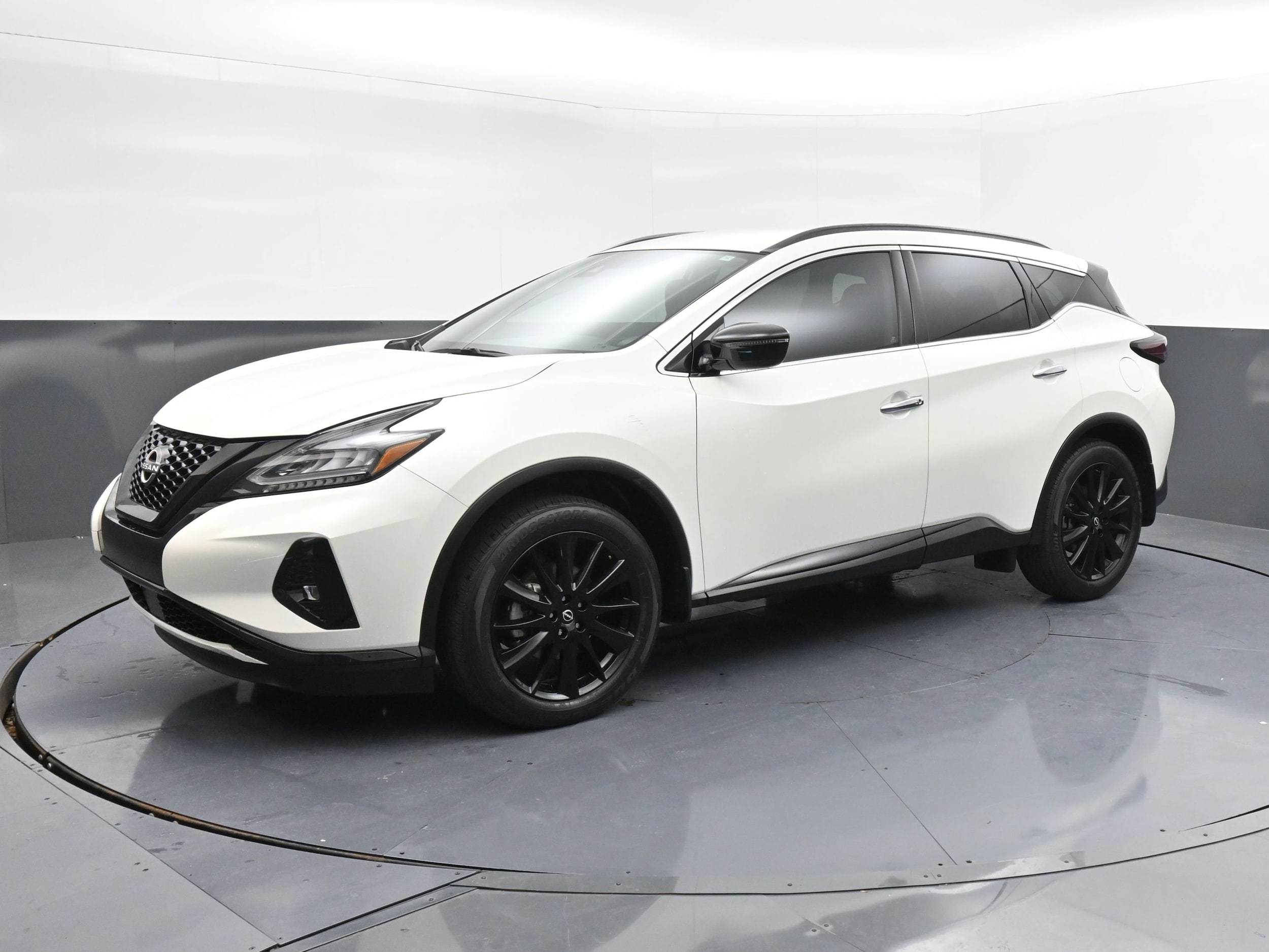 2023 Nissan Murano SV FWD's photo