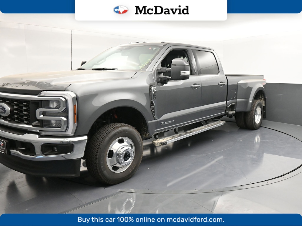 New 2026 Ford F-350 LARIAT Truck Crew Cab