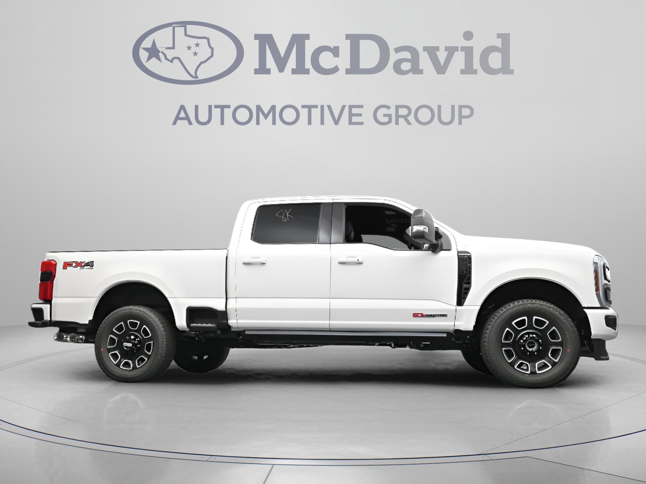 2026 Ford F-250 Super Duty Platinum - Photo 17