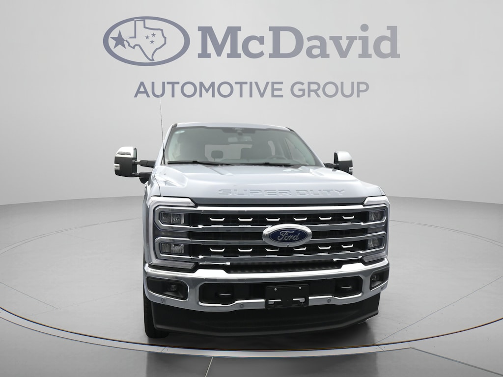 New 2026 Ford F-250 LARIAT Truck Crew Cab