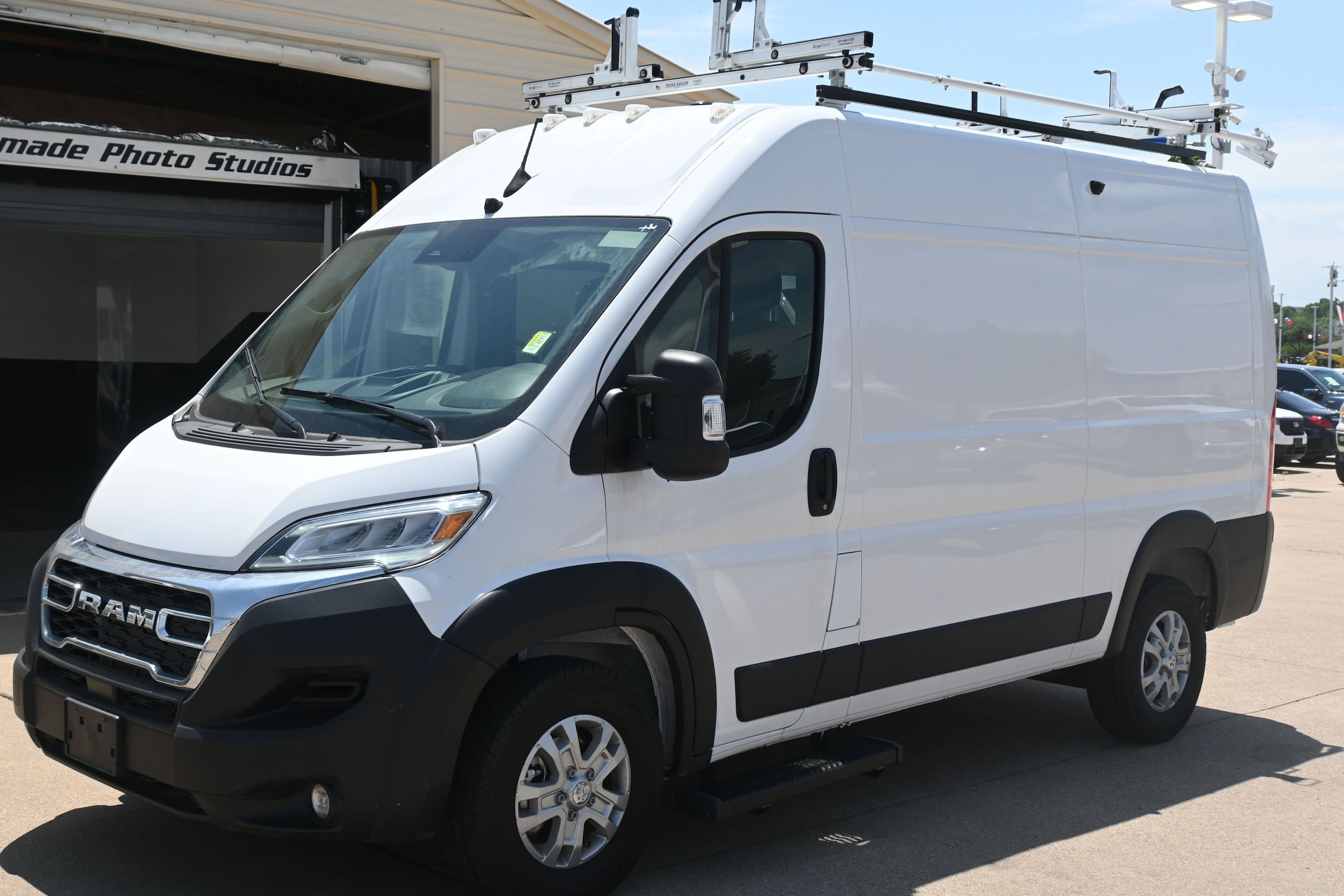 2025 RAM ProMaster 1500 SLT 136" WB High Roof's photo