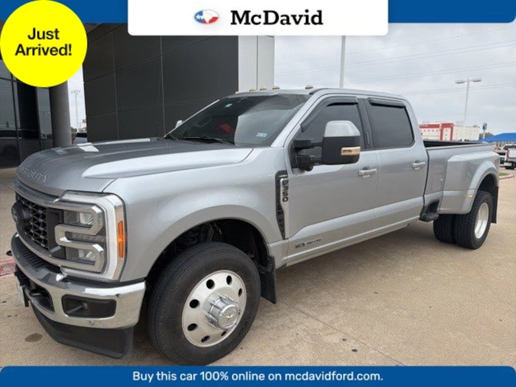 Used 2023 Ford F-350 LARIAT Truck Crew Cab