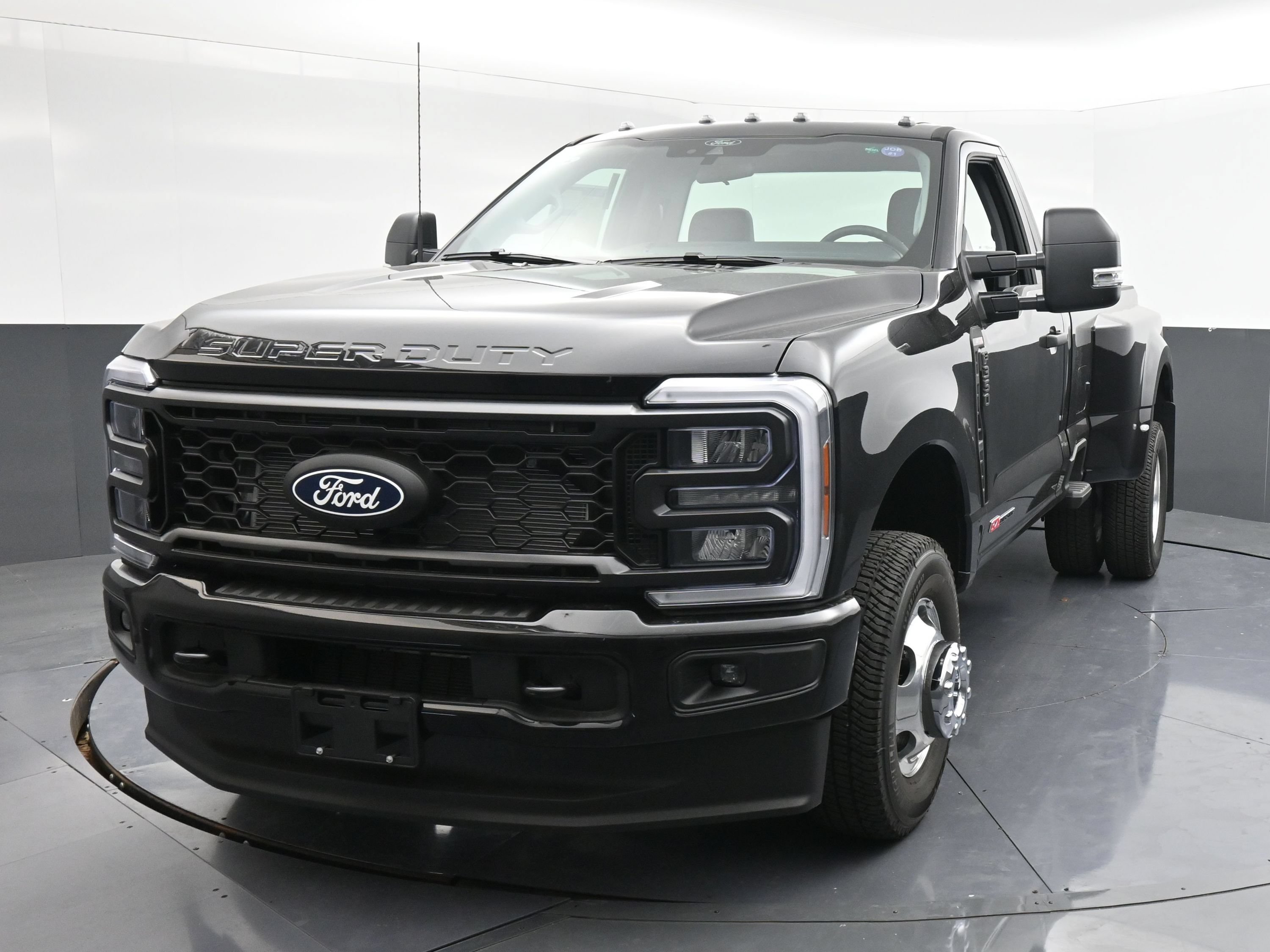 2027 Ford F-350 XL Truck Regular Cab
