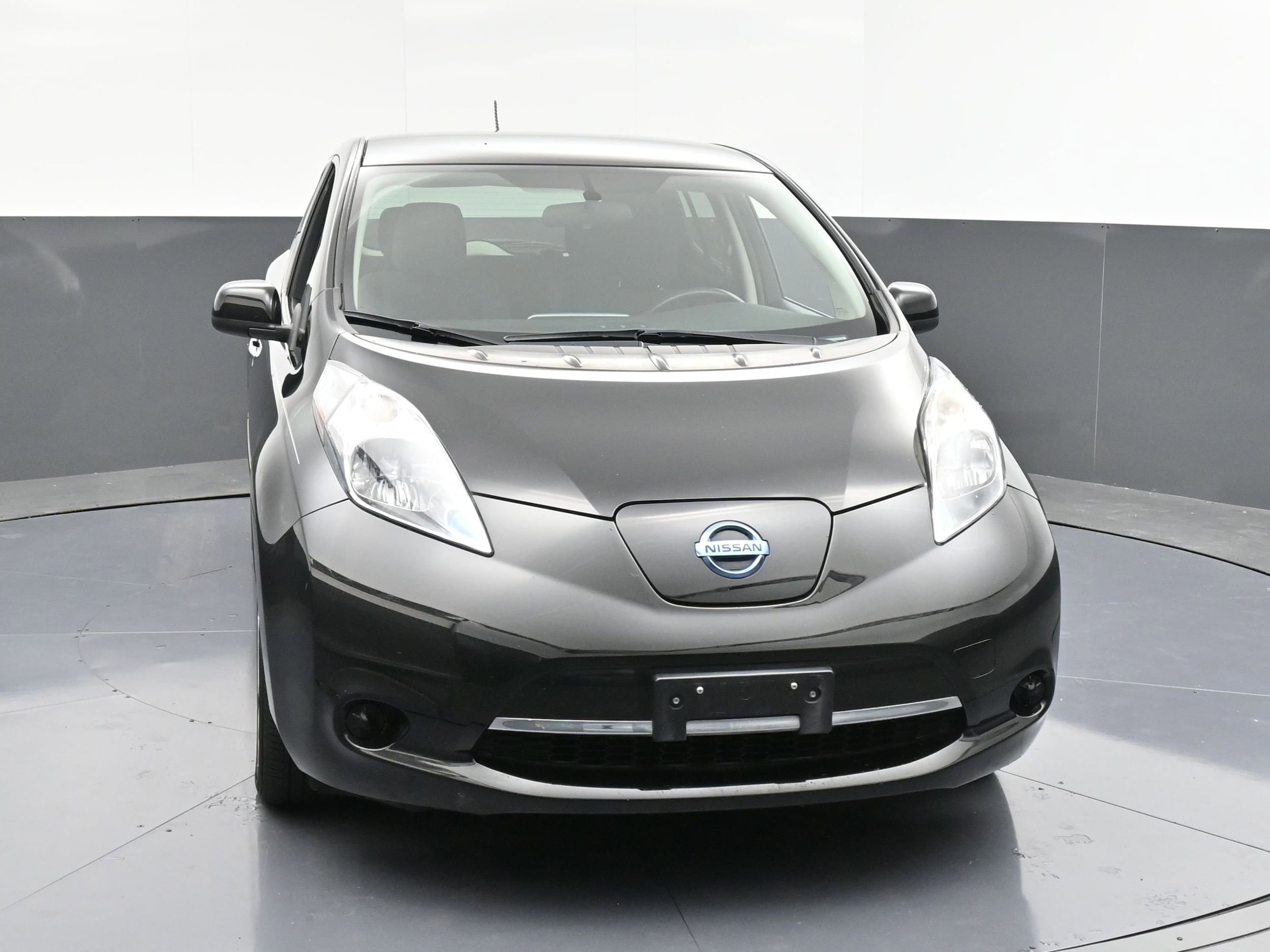 Used 2015 Nissan LEAF S with VIN 1N4AZ0CP5FC329311 for sale in Fort Worth, TX